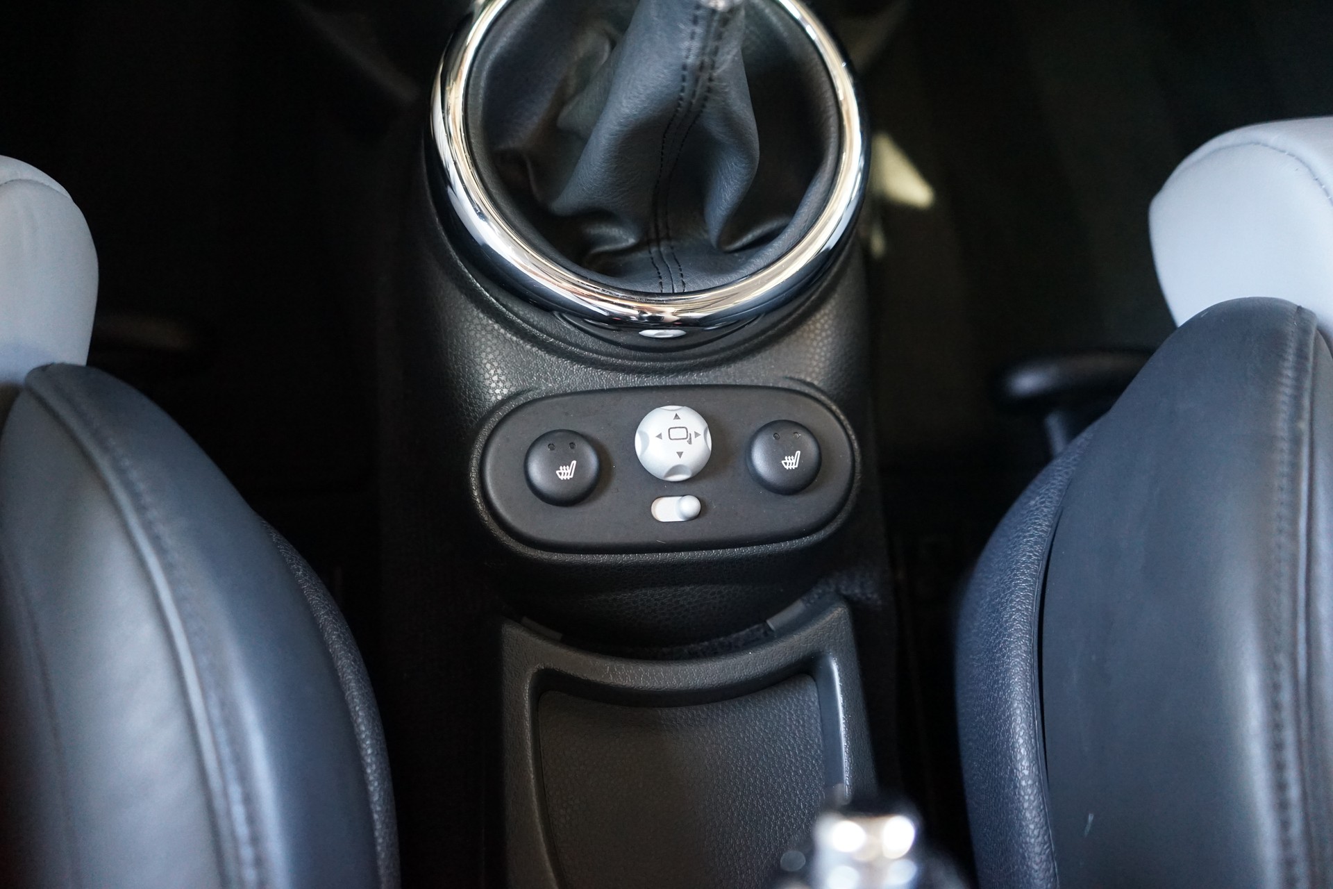 MINI Cooper S-image-13