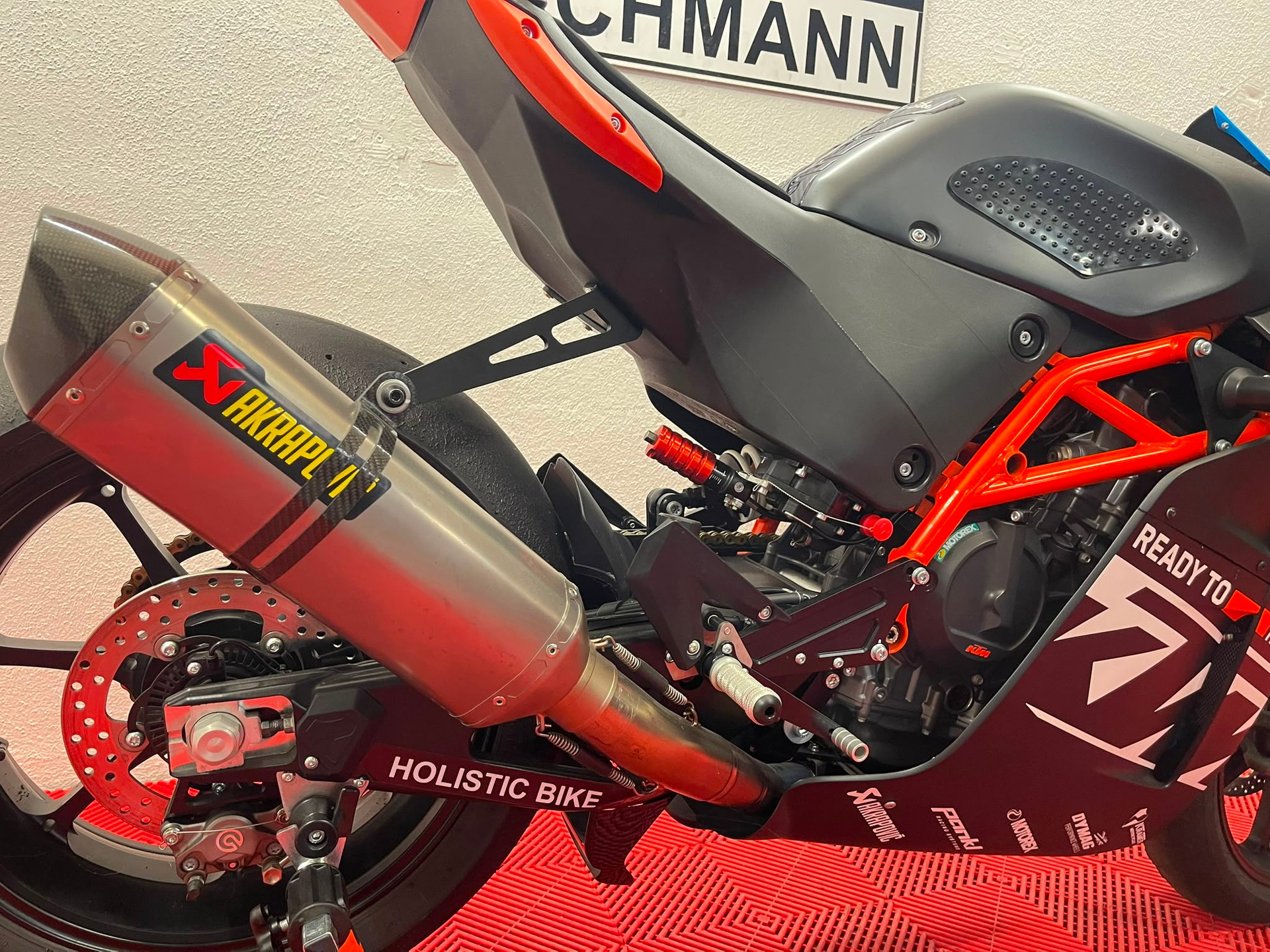 KTM RC8 C-image-8