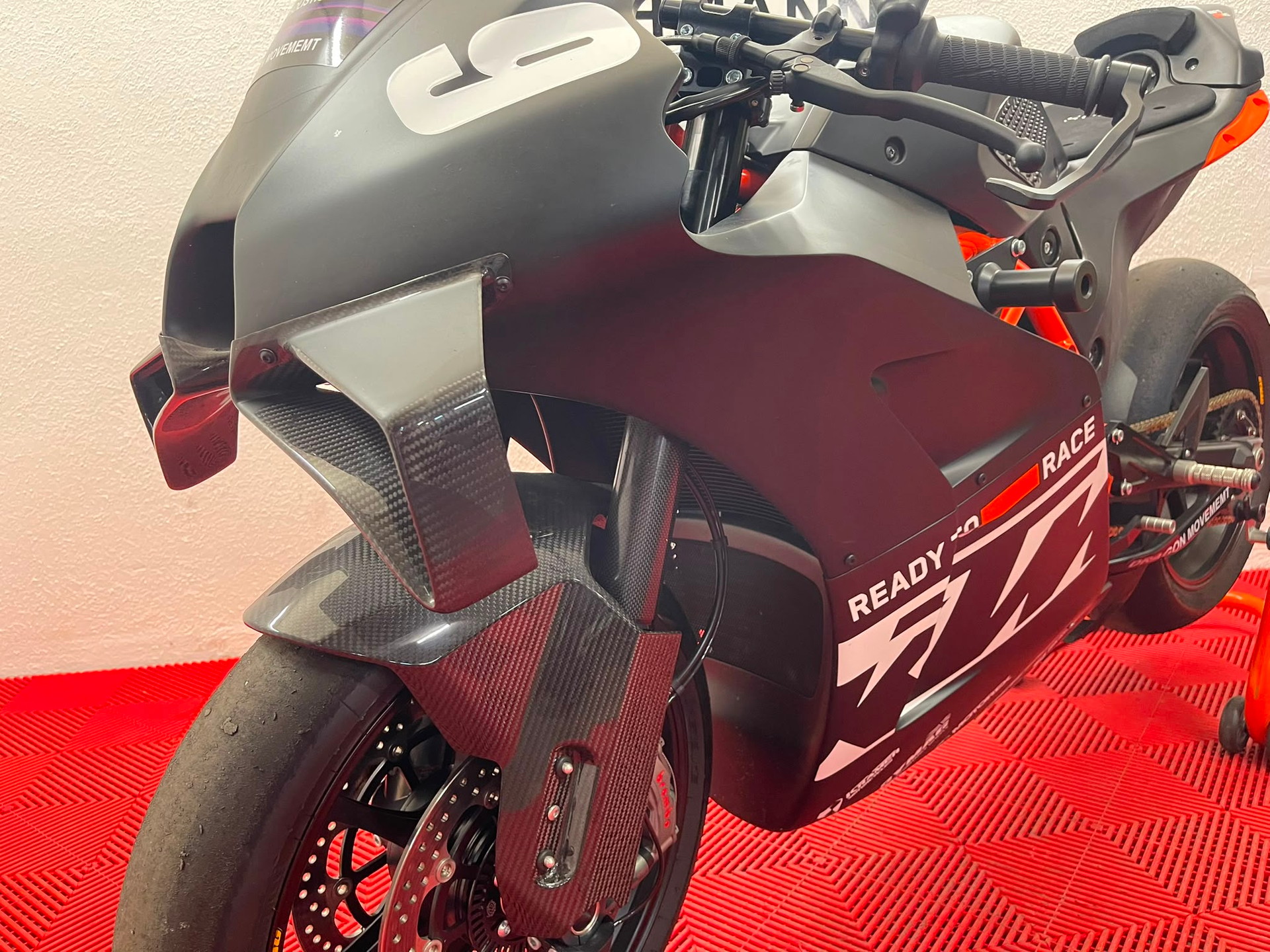 KTM RC8 C-image-11