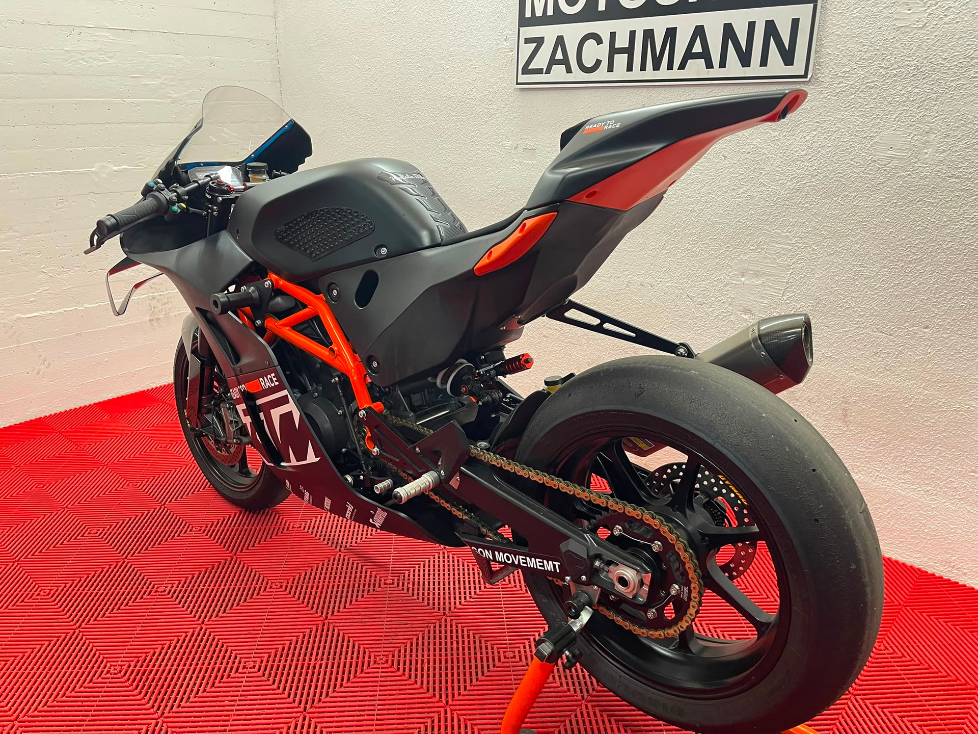 KTM RC8 C-image-15