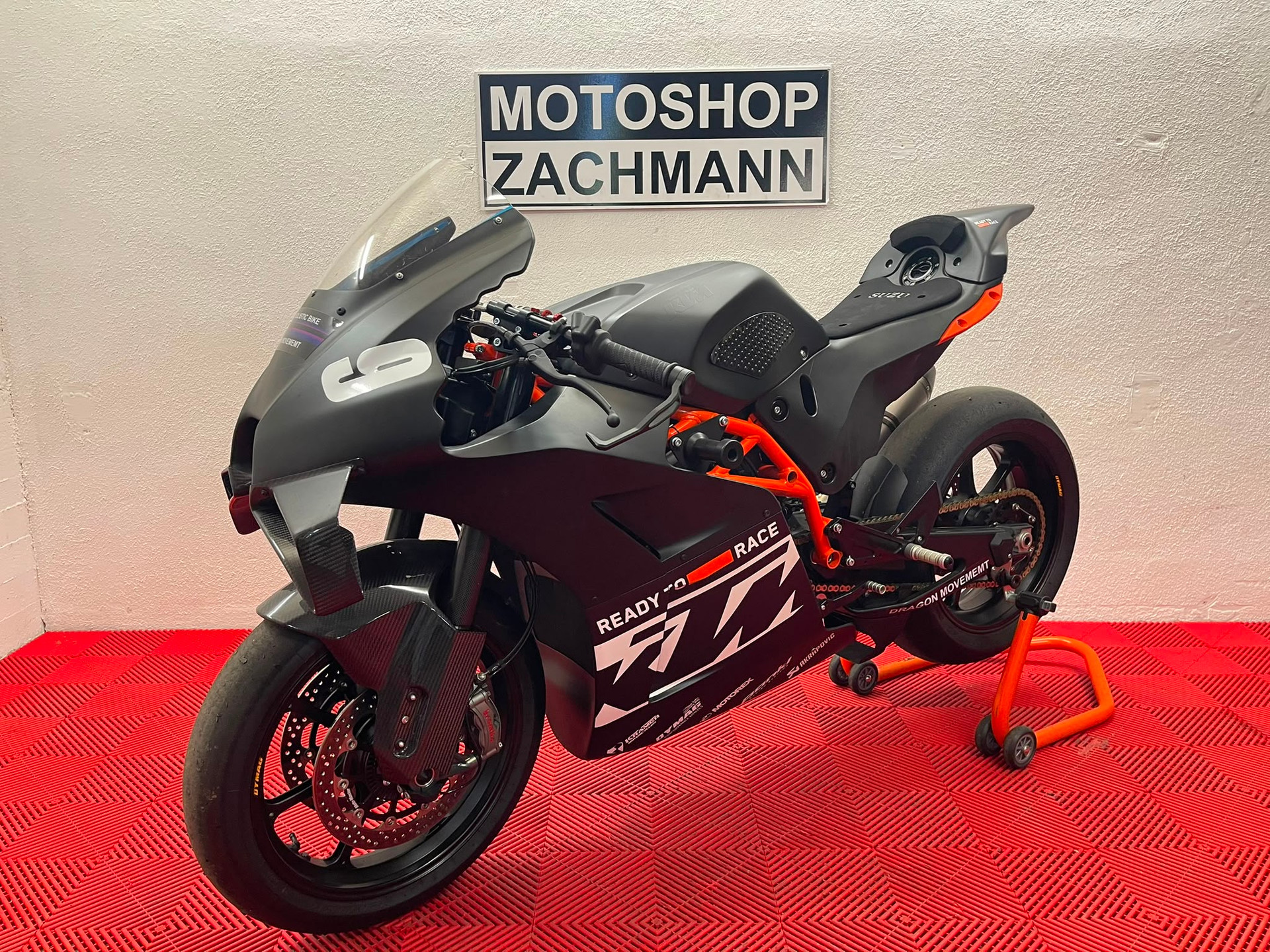 KTM RC8 C-image-2