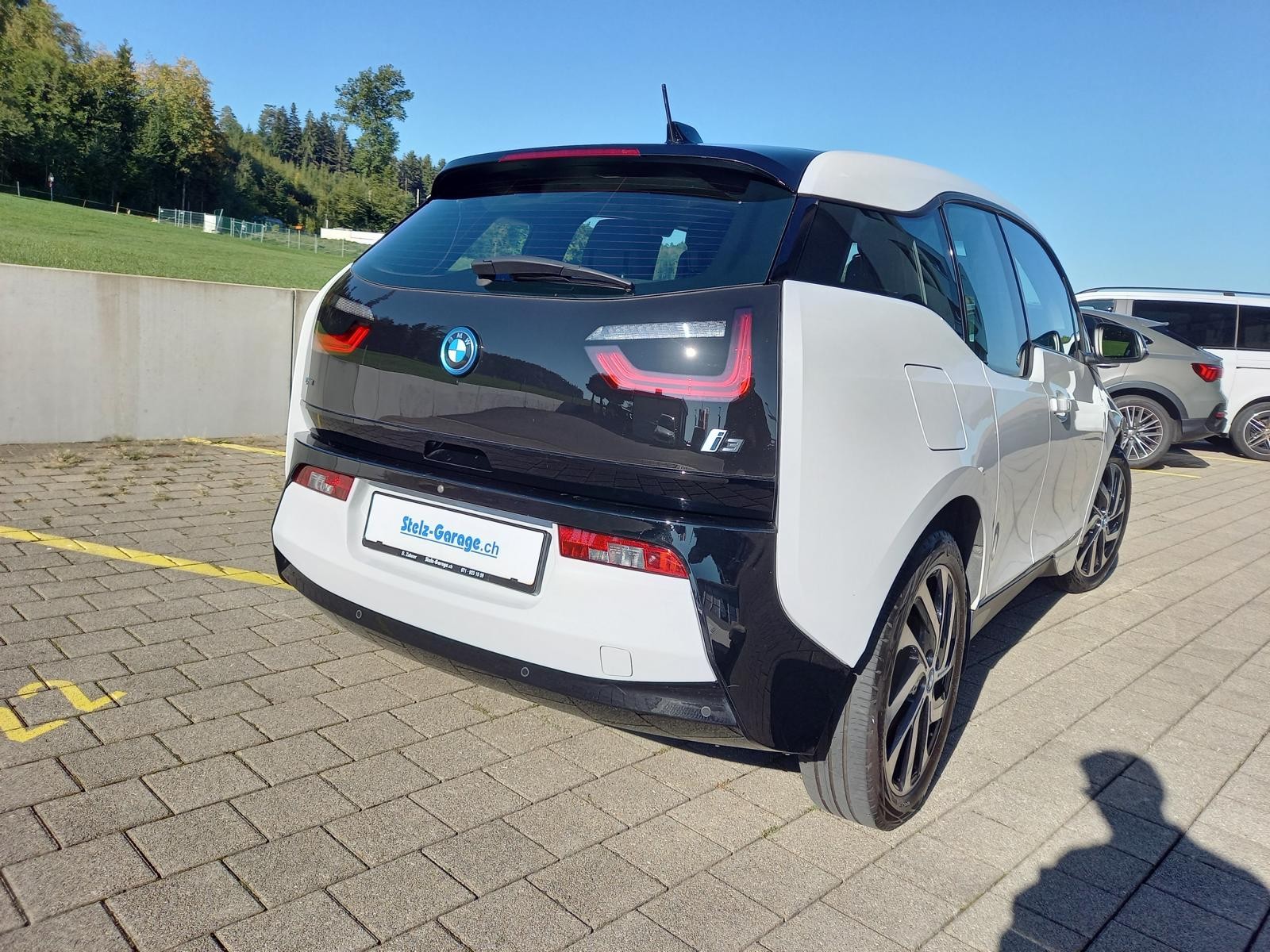 BMW i3 (94Ah)-showroom-element-1