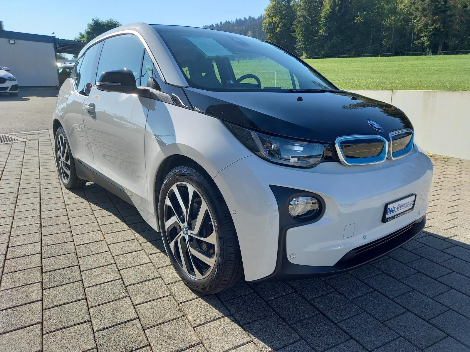 BMW i3 (94Ah)-showroom-element-3