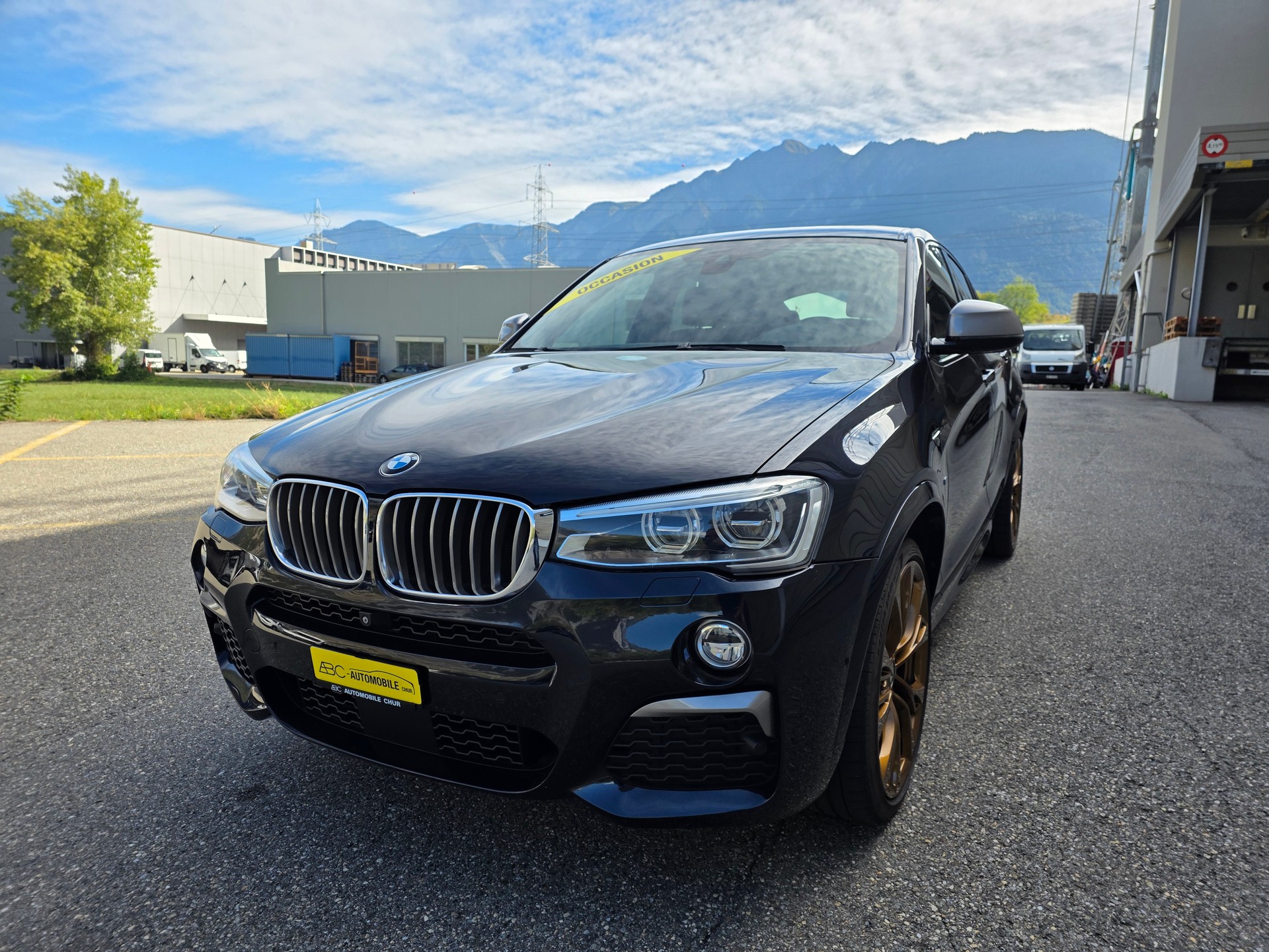 BMW X4 M 40i Steptronic-showroom-element-3