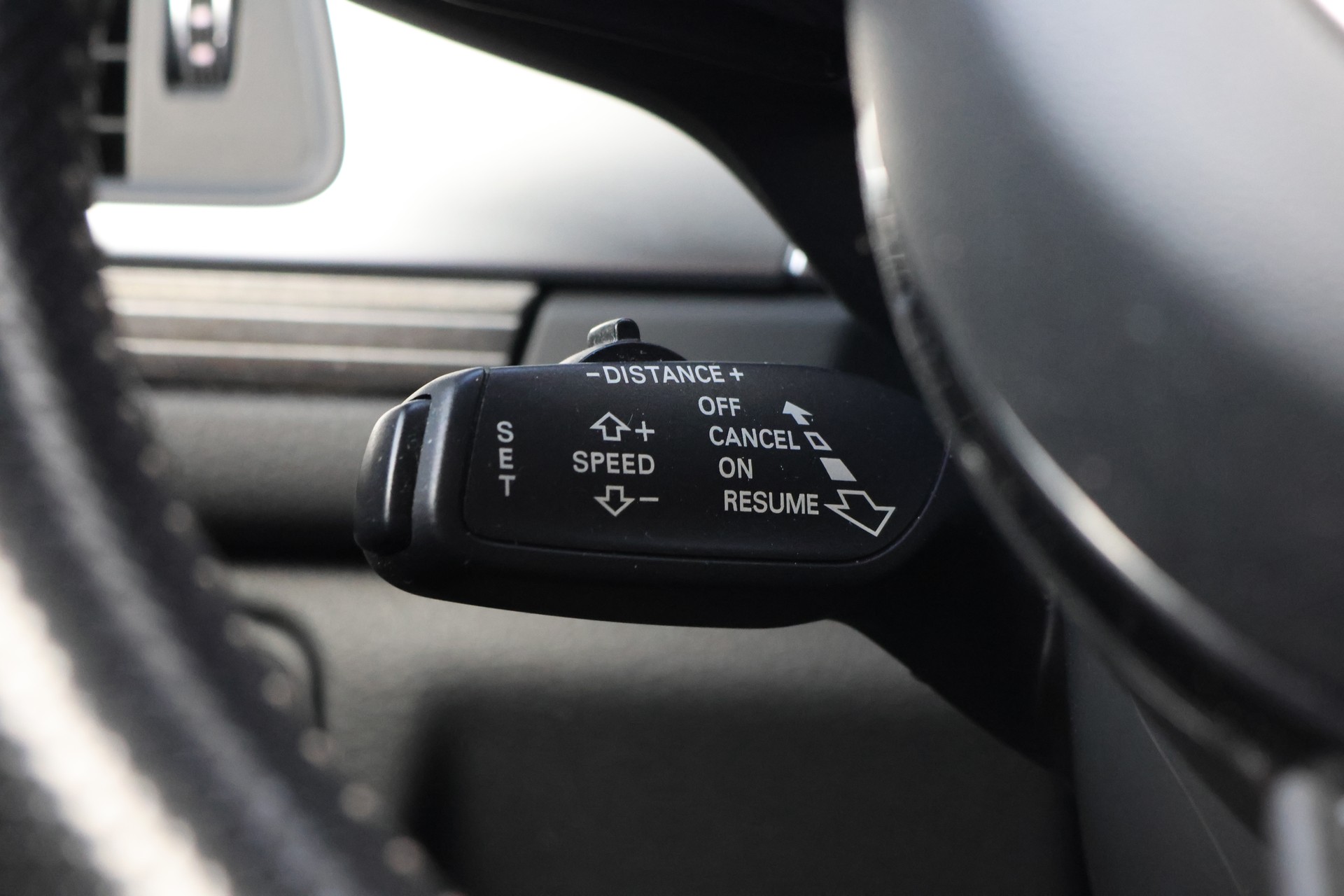 AUDI A6 Avant 3.0 BiTDI V6 quattro tiptronic S-Line *Facelift*-image-19