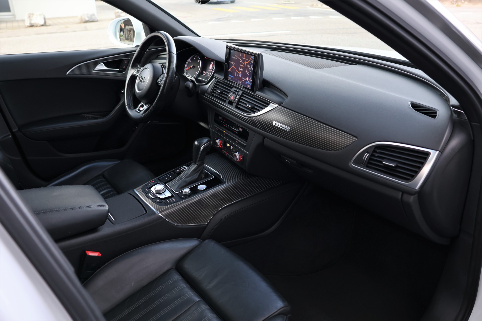 AUDI A6 Avant 3.0 BiTDI V6 quattro tiptronic S-Line *Facelift*-image-20