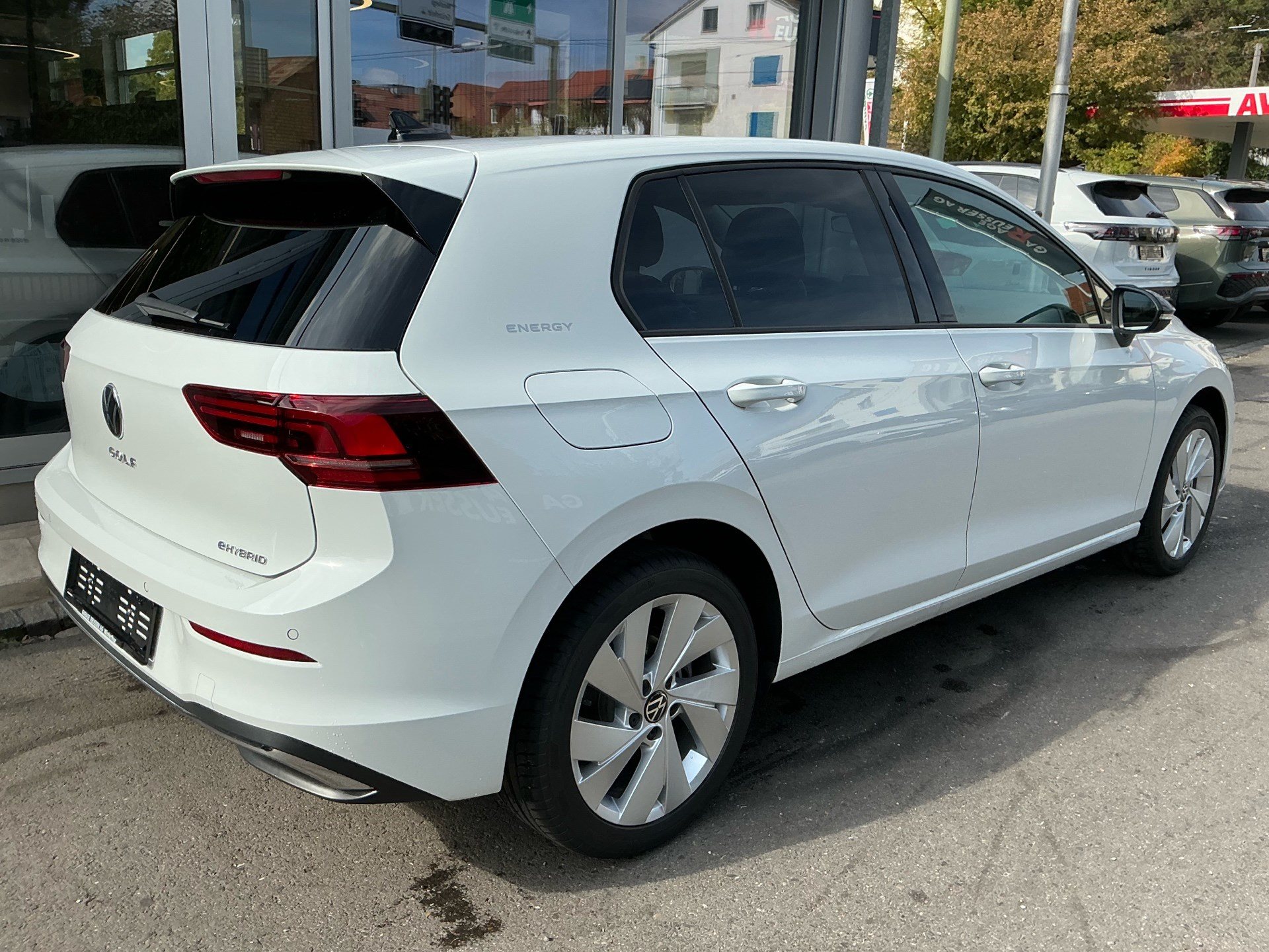 VW Golf 1.5 TSI eHYBRID 204 PS ENERGY *** ANHÄNGERKUPPLUNG & SIDE ASSIST ***-showroom-element-3
