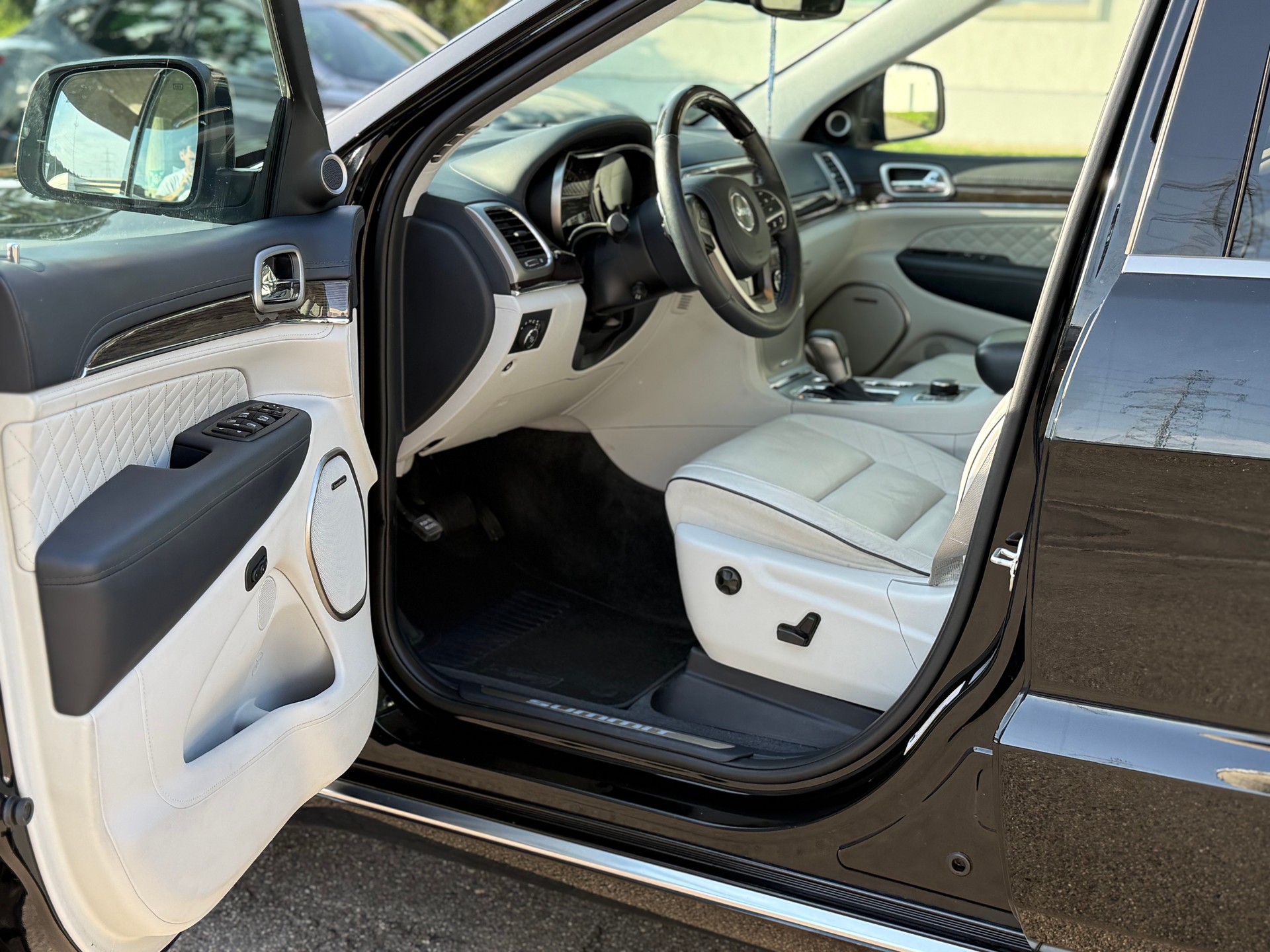 JEEP Grand Cherokee 3.0 CRD 250 Summit-image-6
