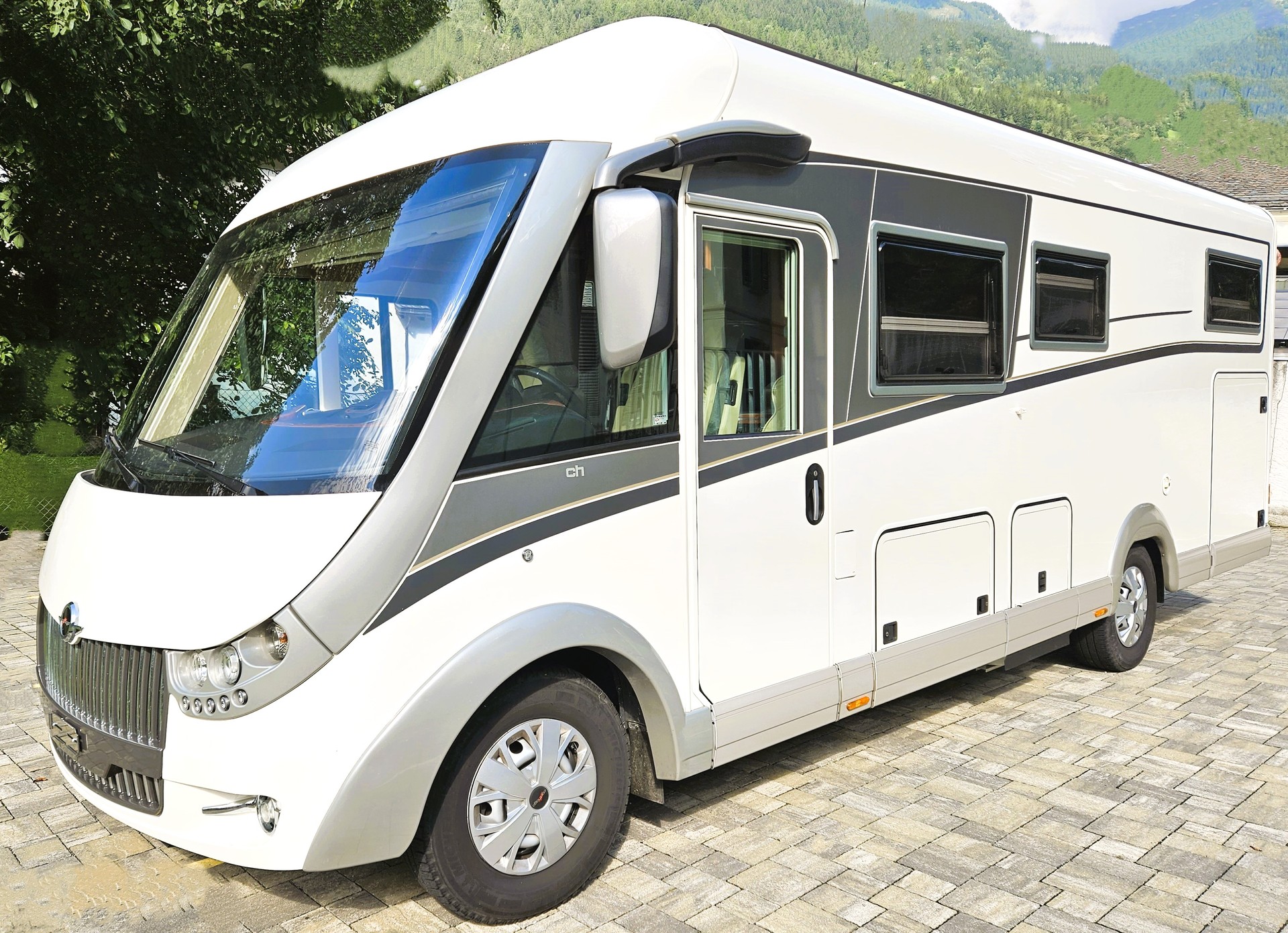 CARTHAGO Carthago Chic C-Line I 4.9 180 PS | ALDE | E&P | Automatik | Top Zustand
