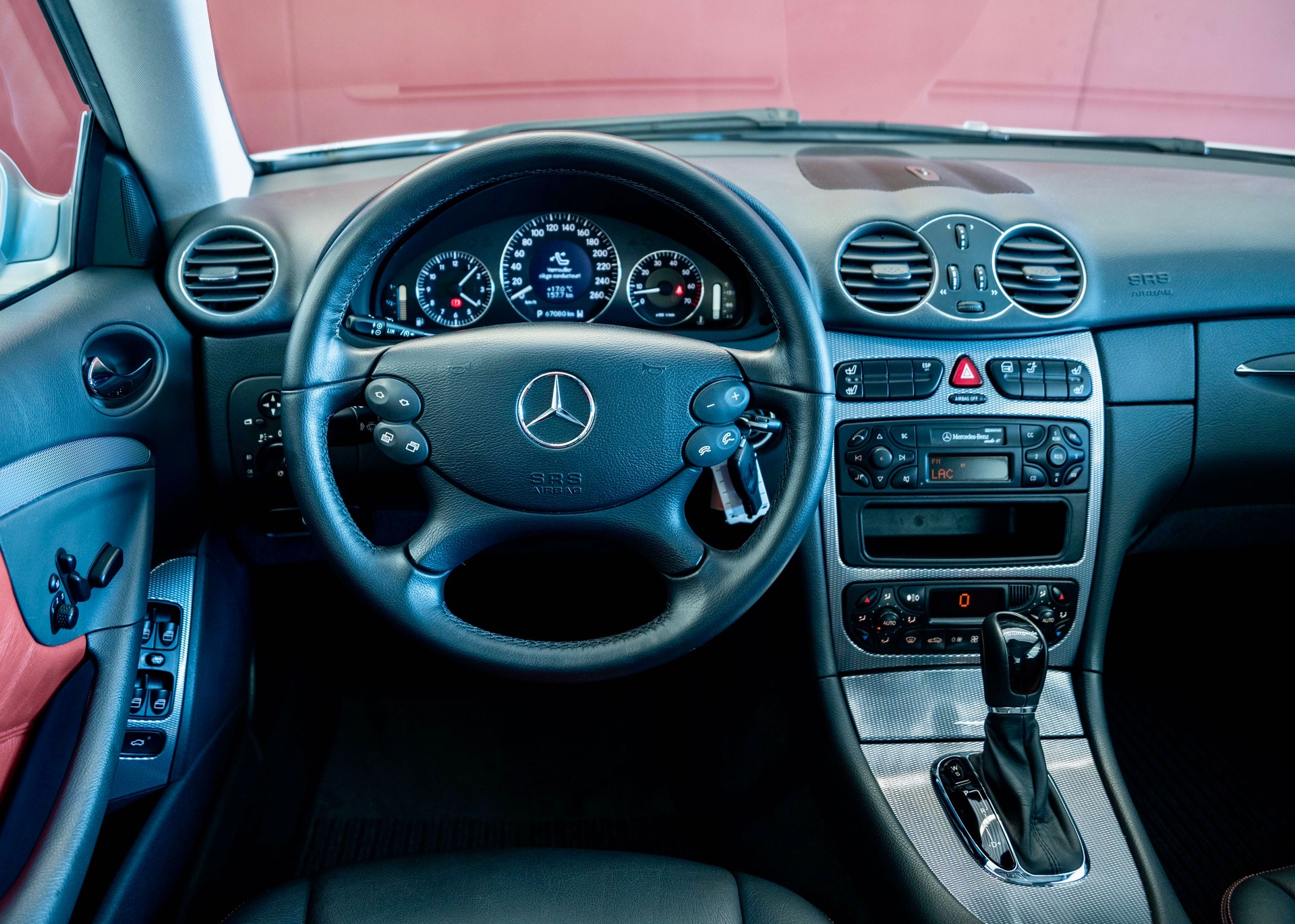 MERCEDES-BENZ CLK 500 AMG Styling Package (2nd hand, full Mercedes history)-image-17