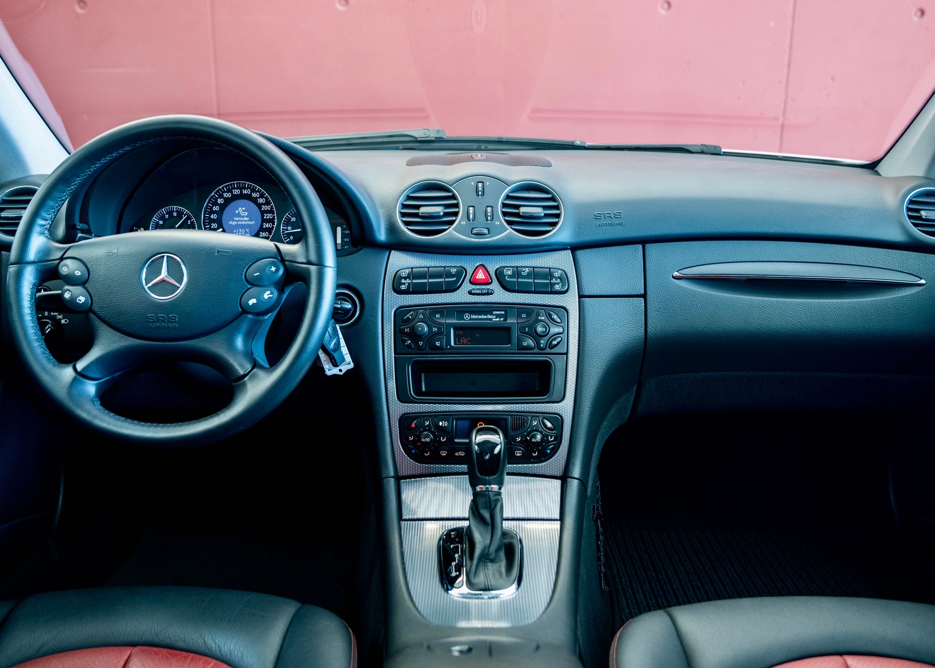 MERCEDES-BENZ CLK 500 AMG Styling Package (2nd hand, full Mercedes history)-image-16