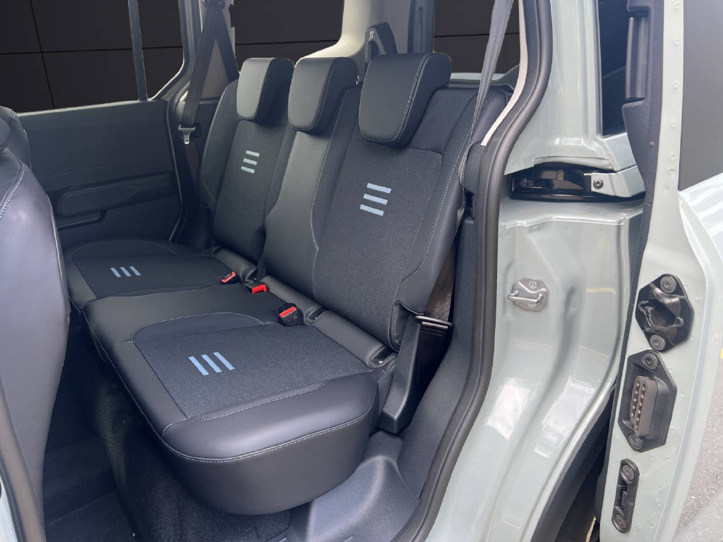 FORD Transit Tourneo Courier 1.0 EcoBoost Active-image-13