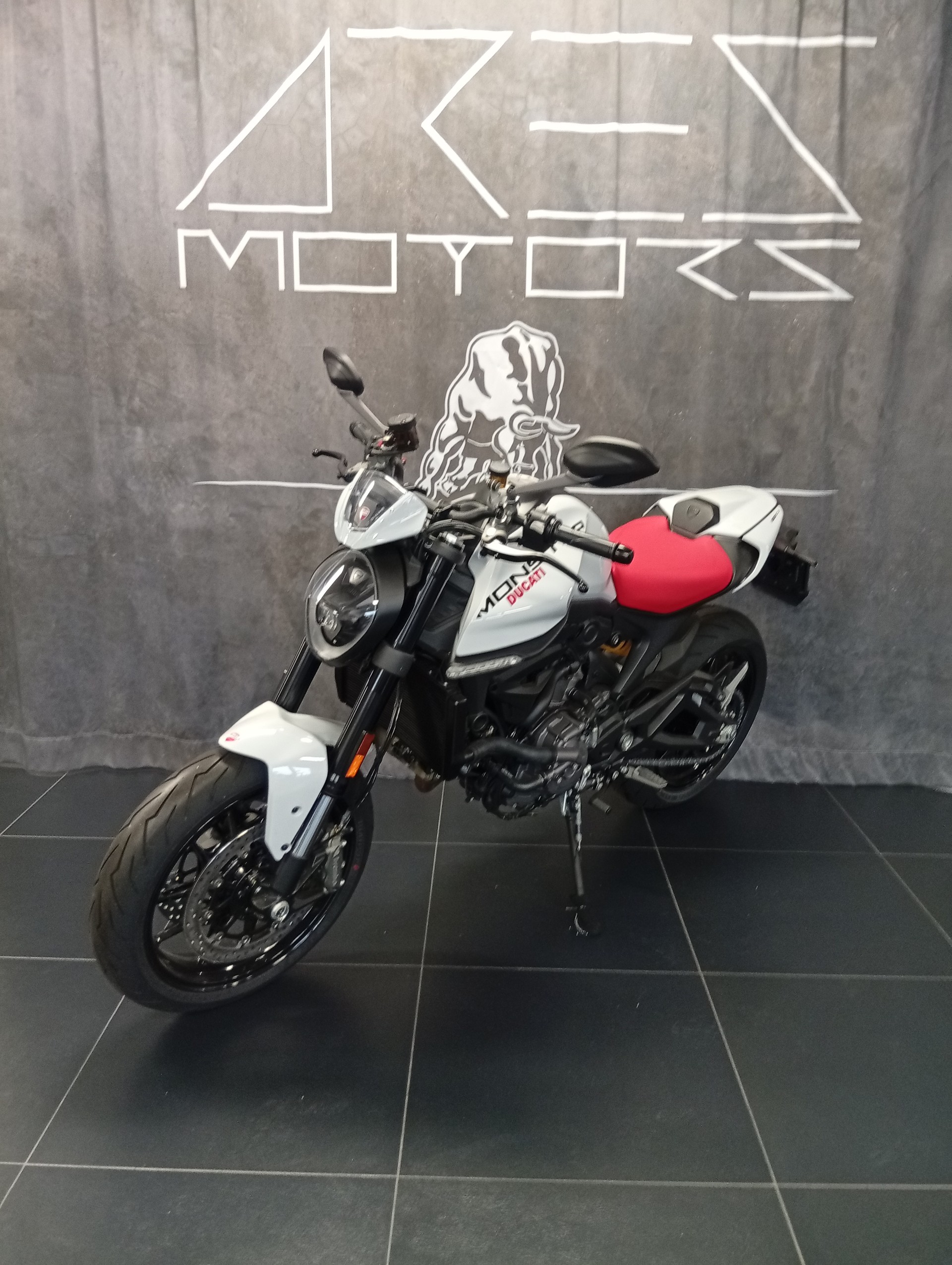 DUCATI Monster + 937-image-3