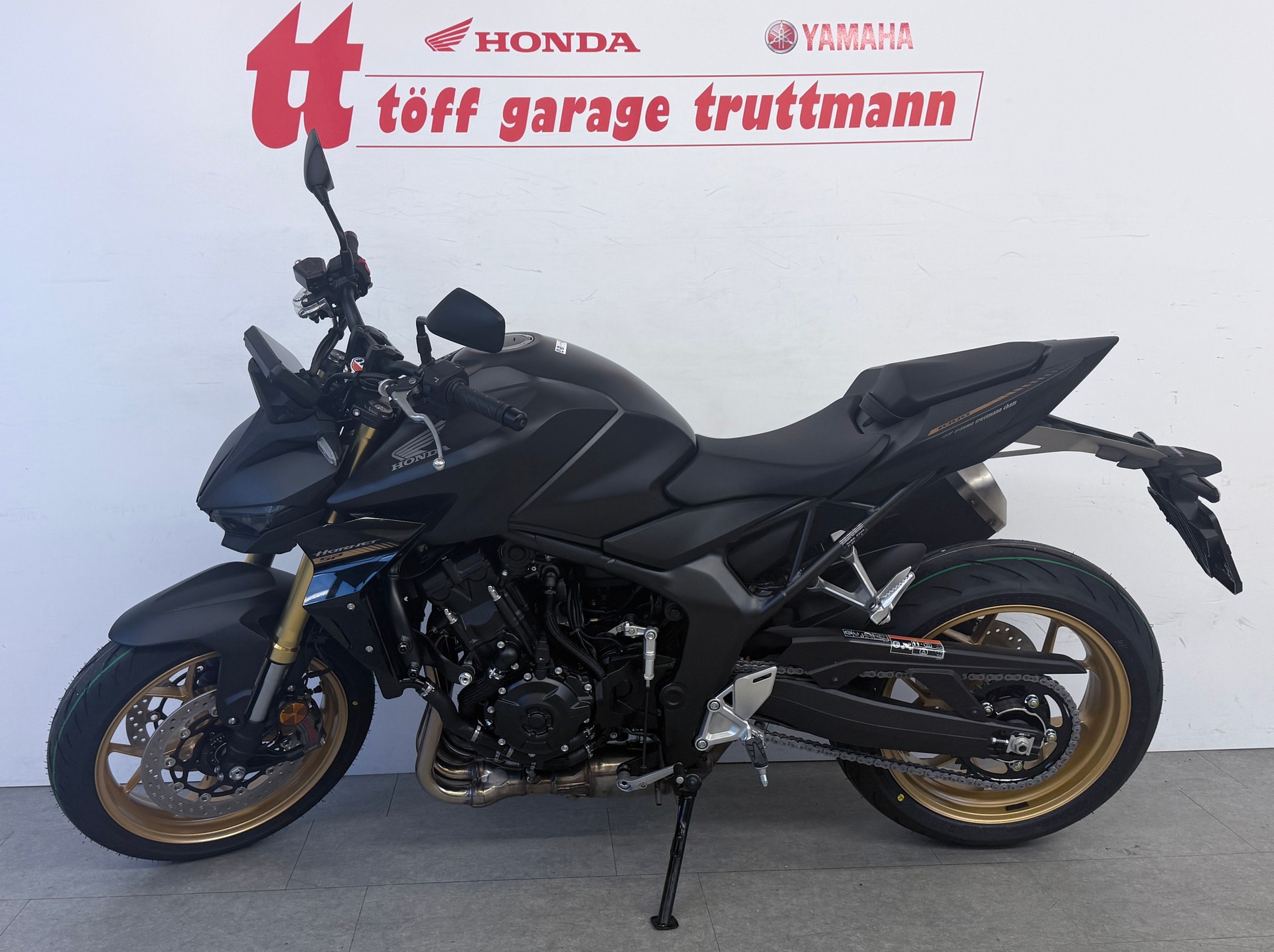 HONDA CB1000SP-image-1