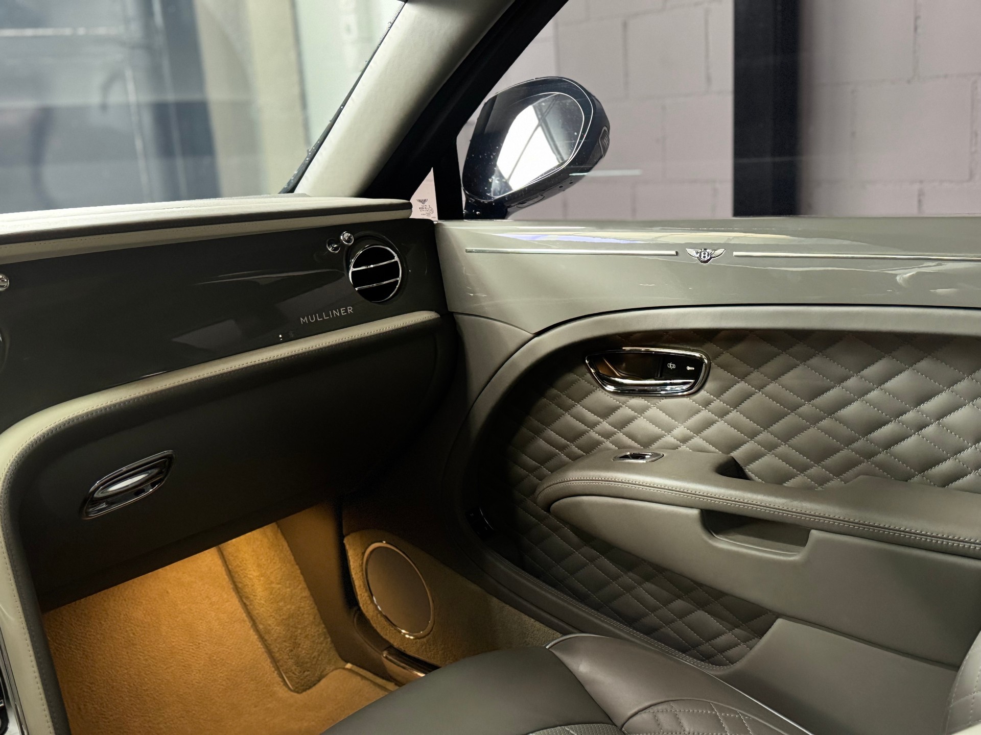 BENTLEY Mulsanne Speed * HALLMARK * by Mulliner 1 of 50-image-5