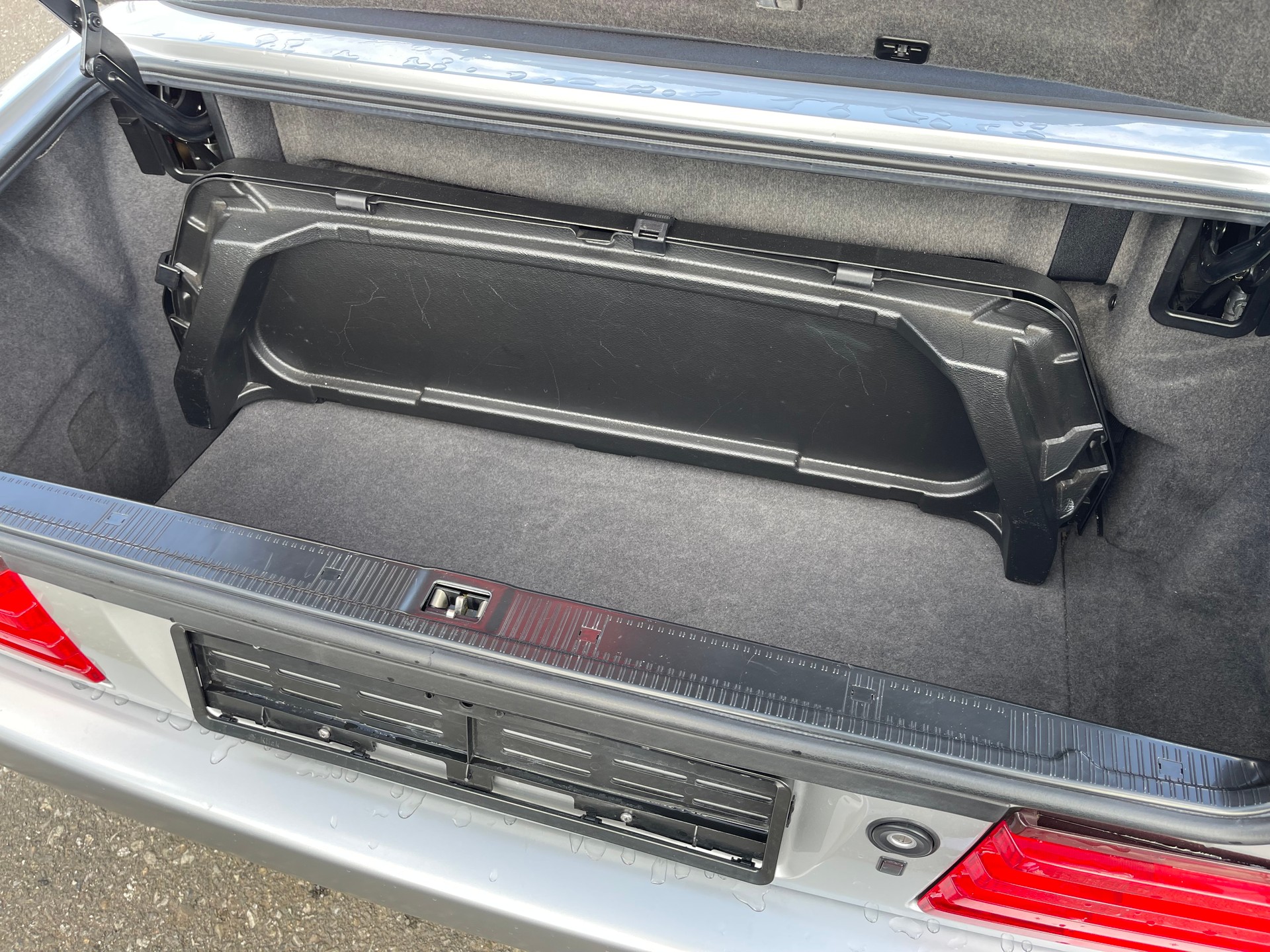 MERCEDES-BENZ SL 300-image-6