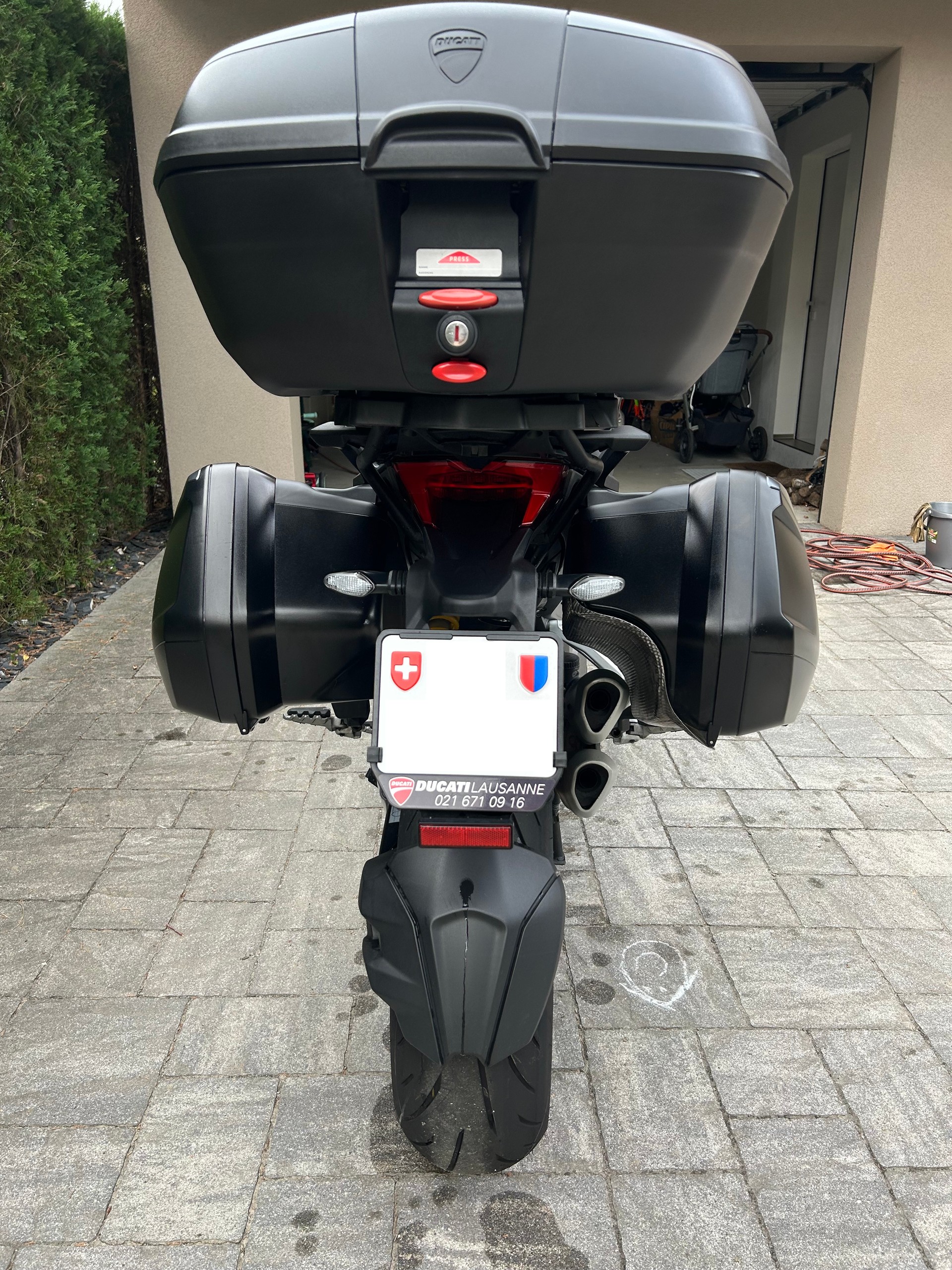 DUCATI Multistrada 1260 S Touring-image-8