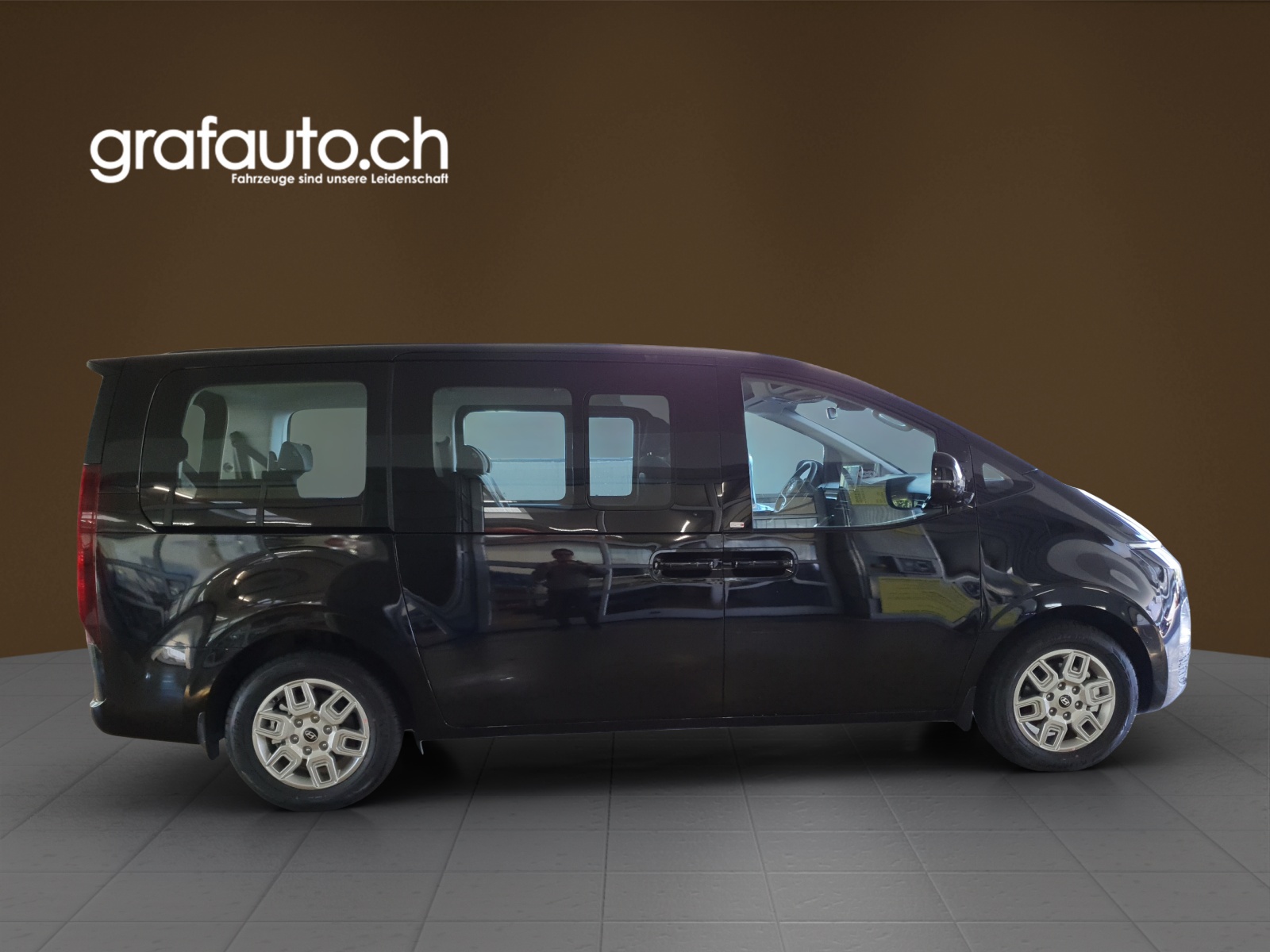 HYUNDAI Staria Wagon 1.6 GDi HEV Amplia-image-2