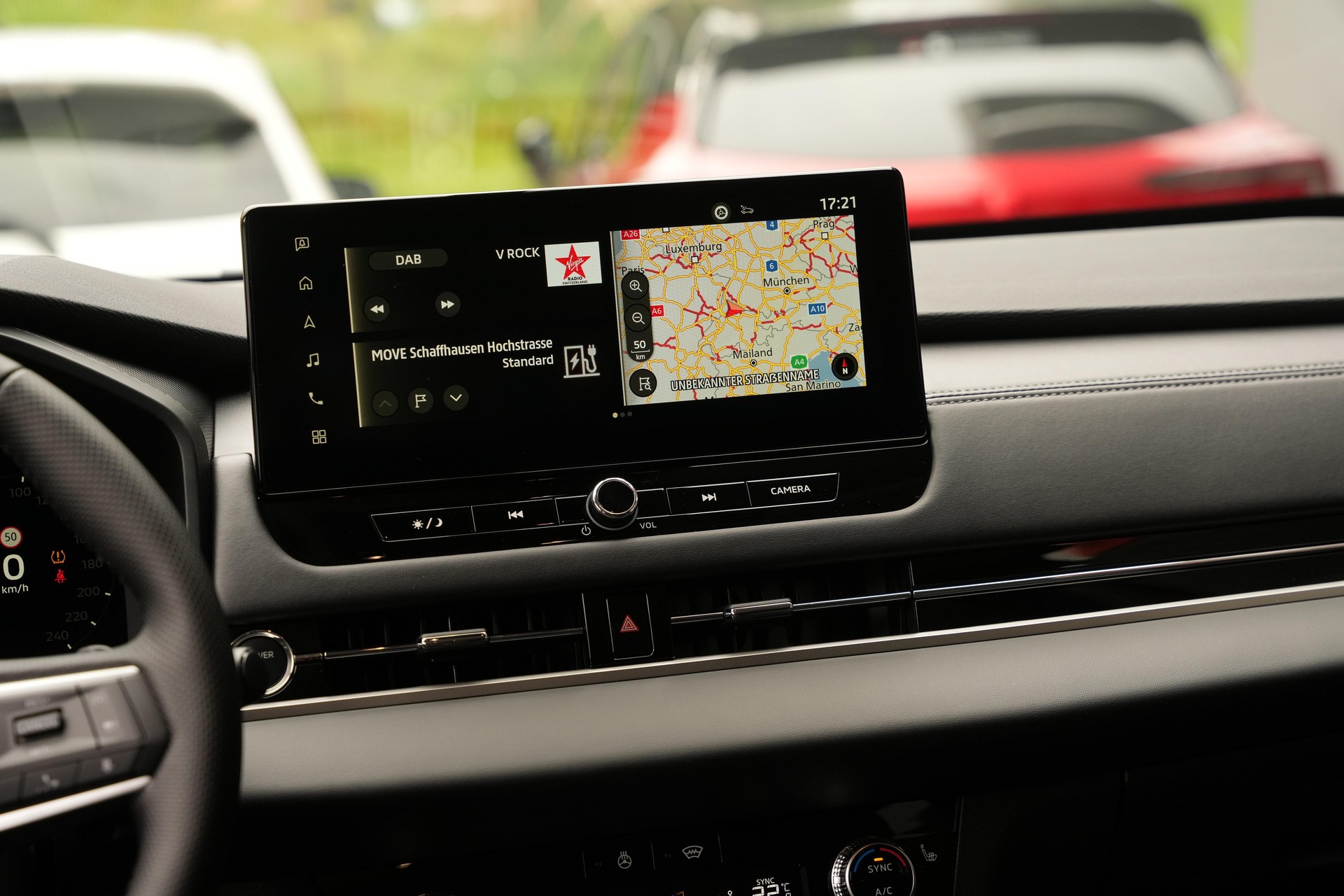 MITSUBISHI Outlander 2.4 PHEV Intense 4x4-image-13