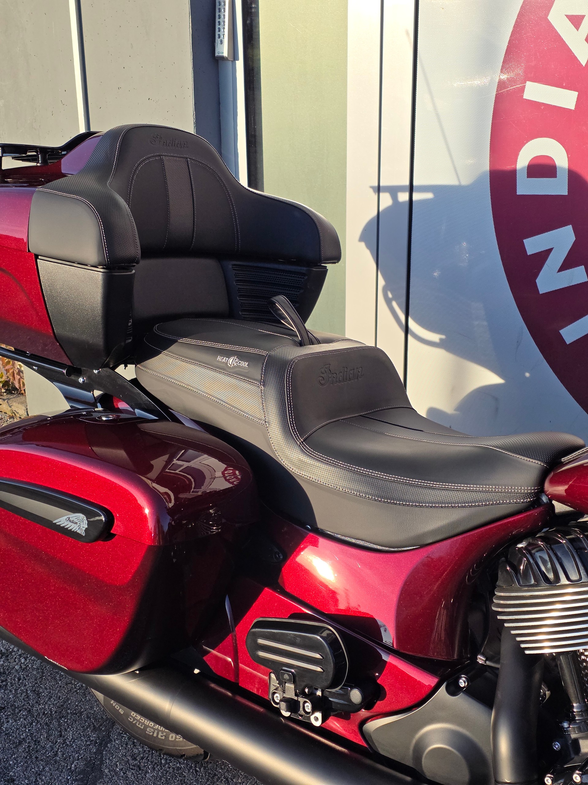 INDIAN Roadmaster Dark Horse-image-3