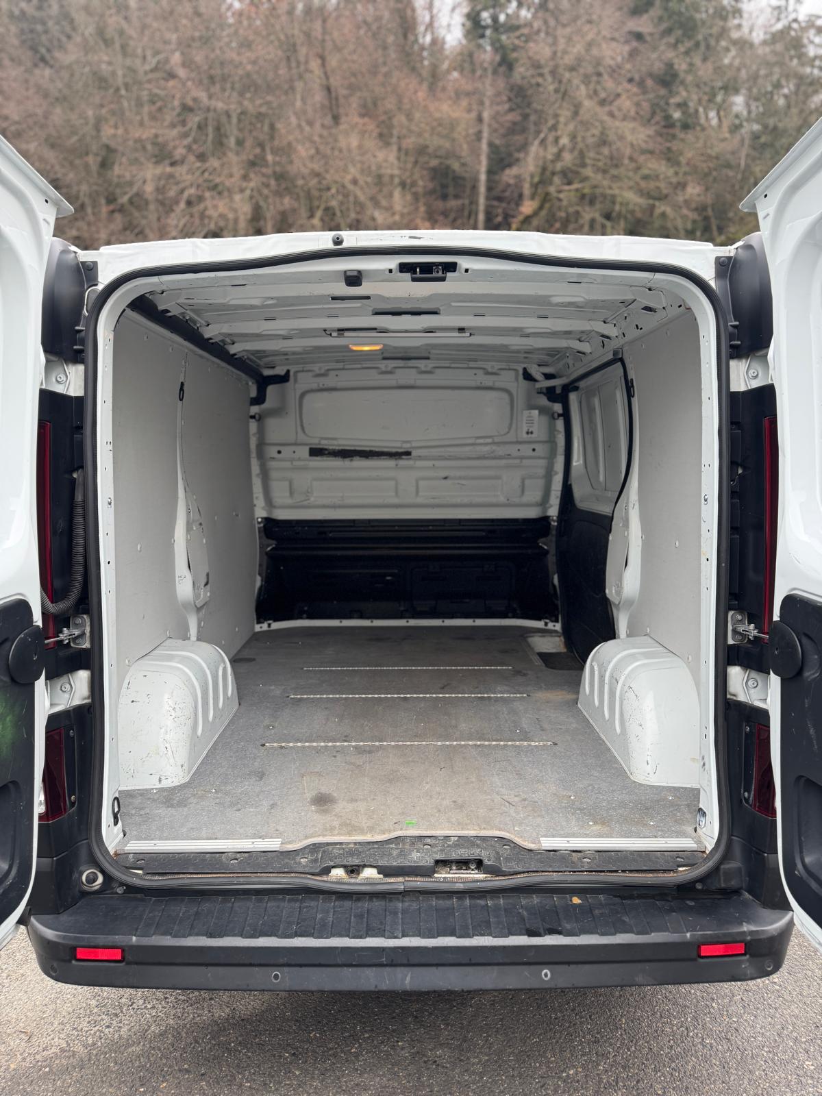 NISSAN NV300 dCi 125 2.9 L1H1 Comfort-image-7