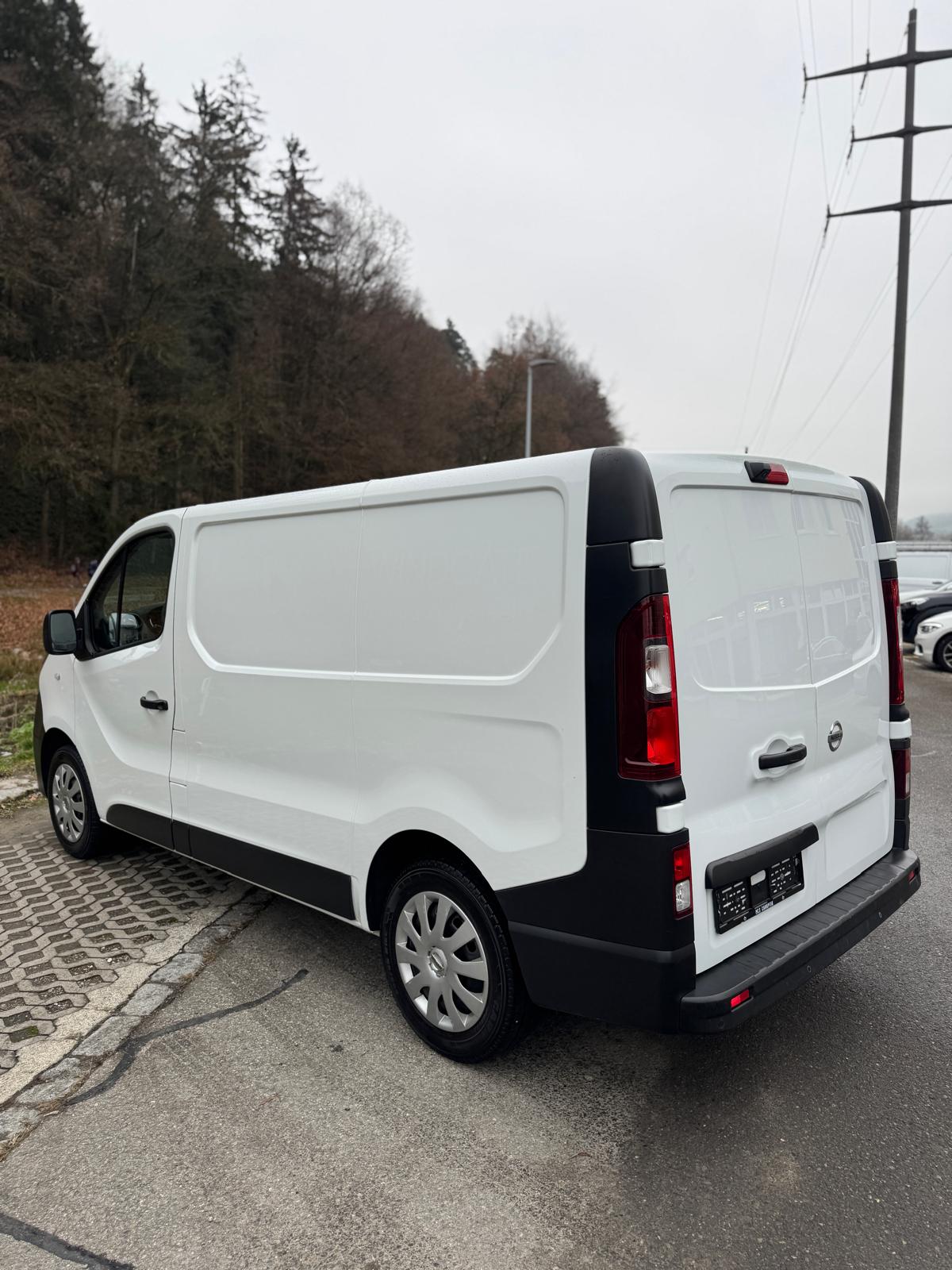 NISSAN NV300 dCi 125 2.9 L1H1 Comfort-image-3