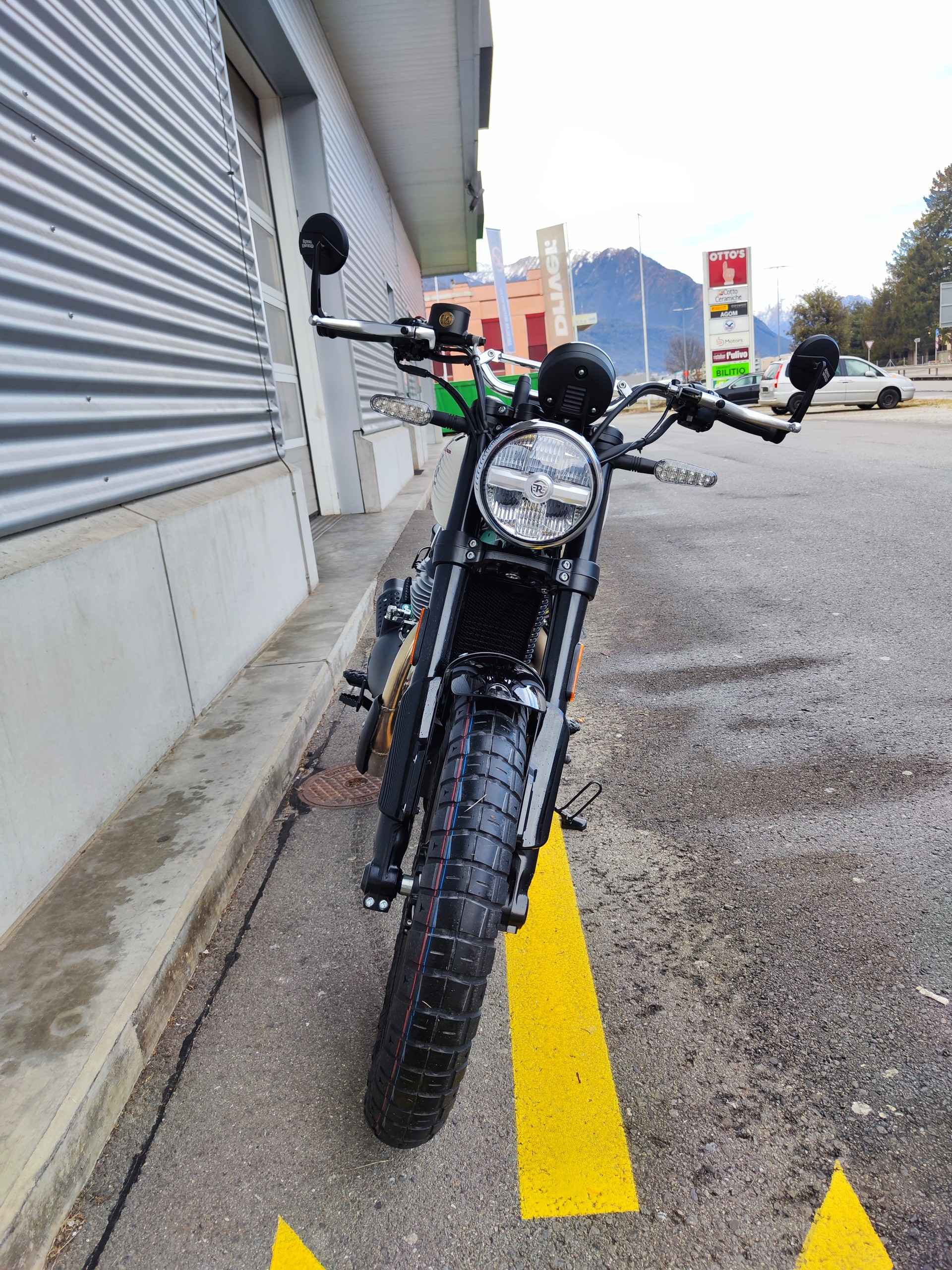 ROYAL ENFIELD Bear 249-image-3