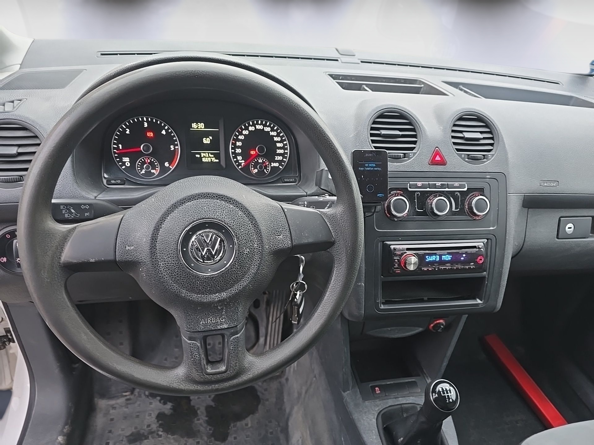 VW Caddy 1.6 TDI-image-6