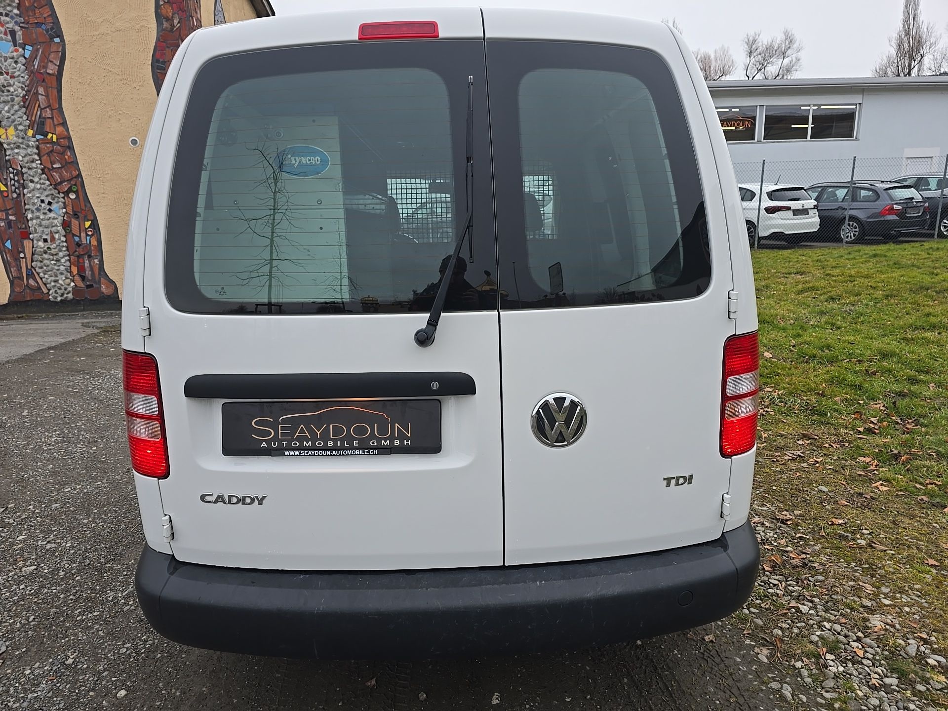 VW Caddy 1.6 TDI-showroom-element-3