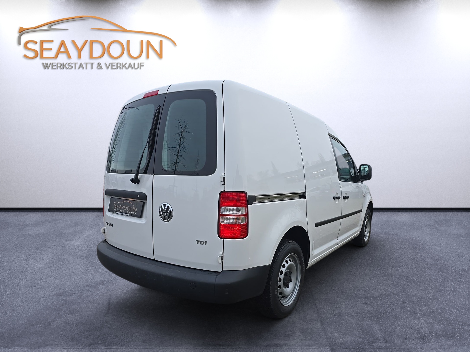 VW Caddy 1.6 TDI-showroom-element-1