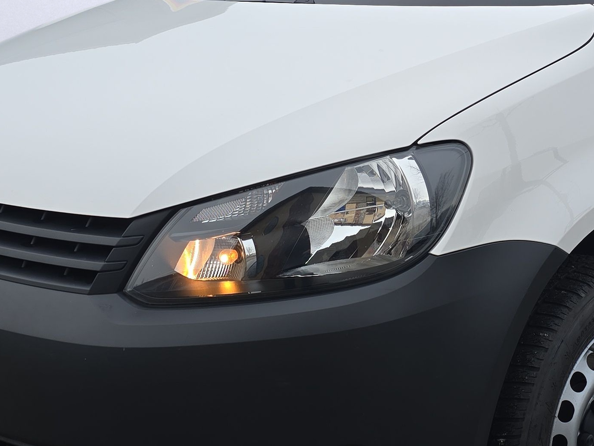 VW Caddy 1.6 TDI-image-5