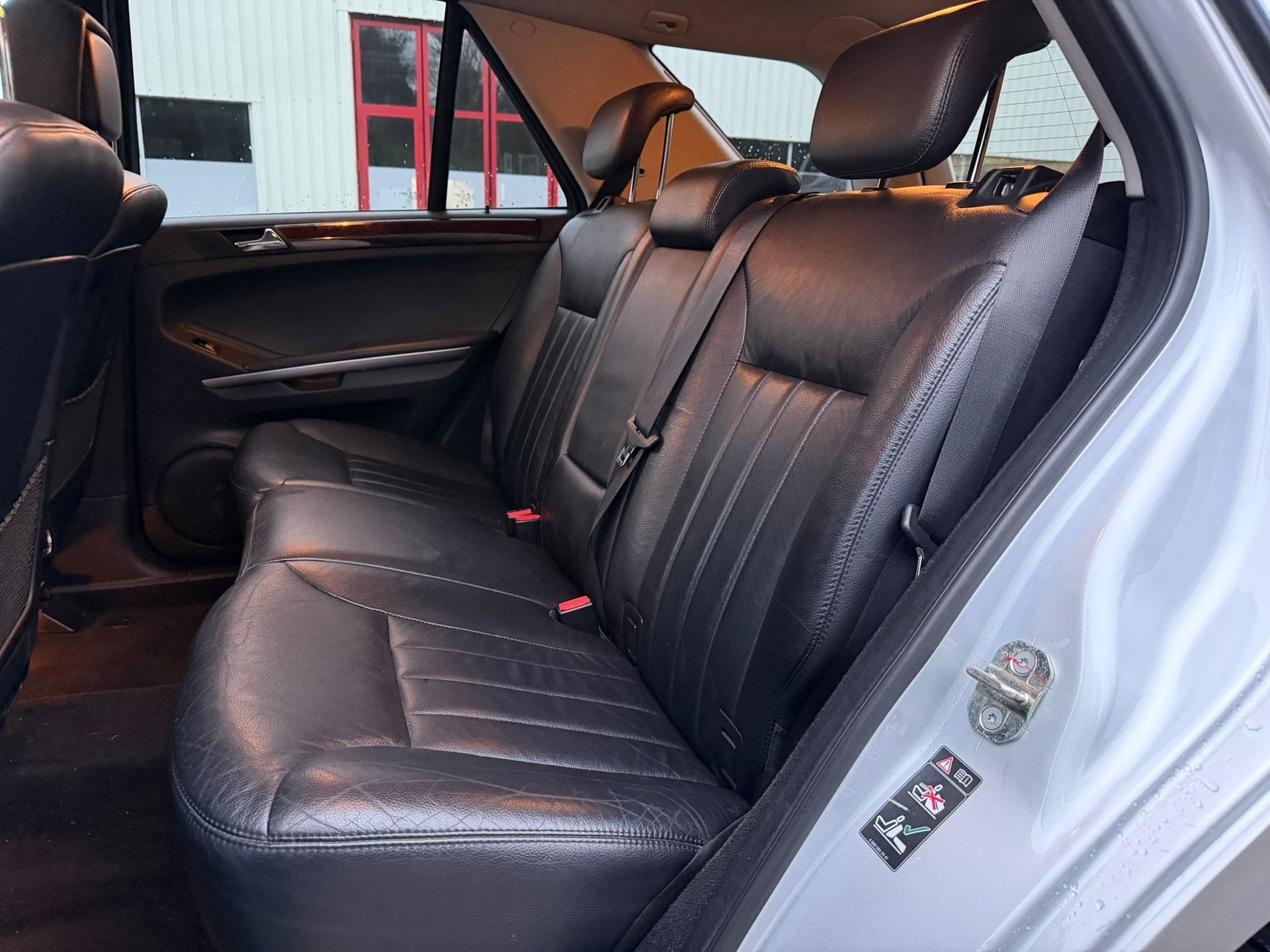 MERCEDES-BENZ ML 500 4Matic 7G-Tronic-image-9