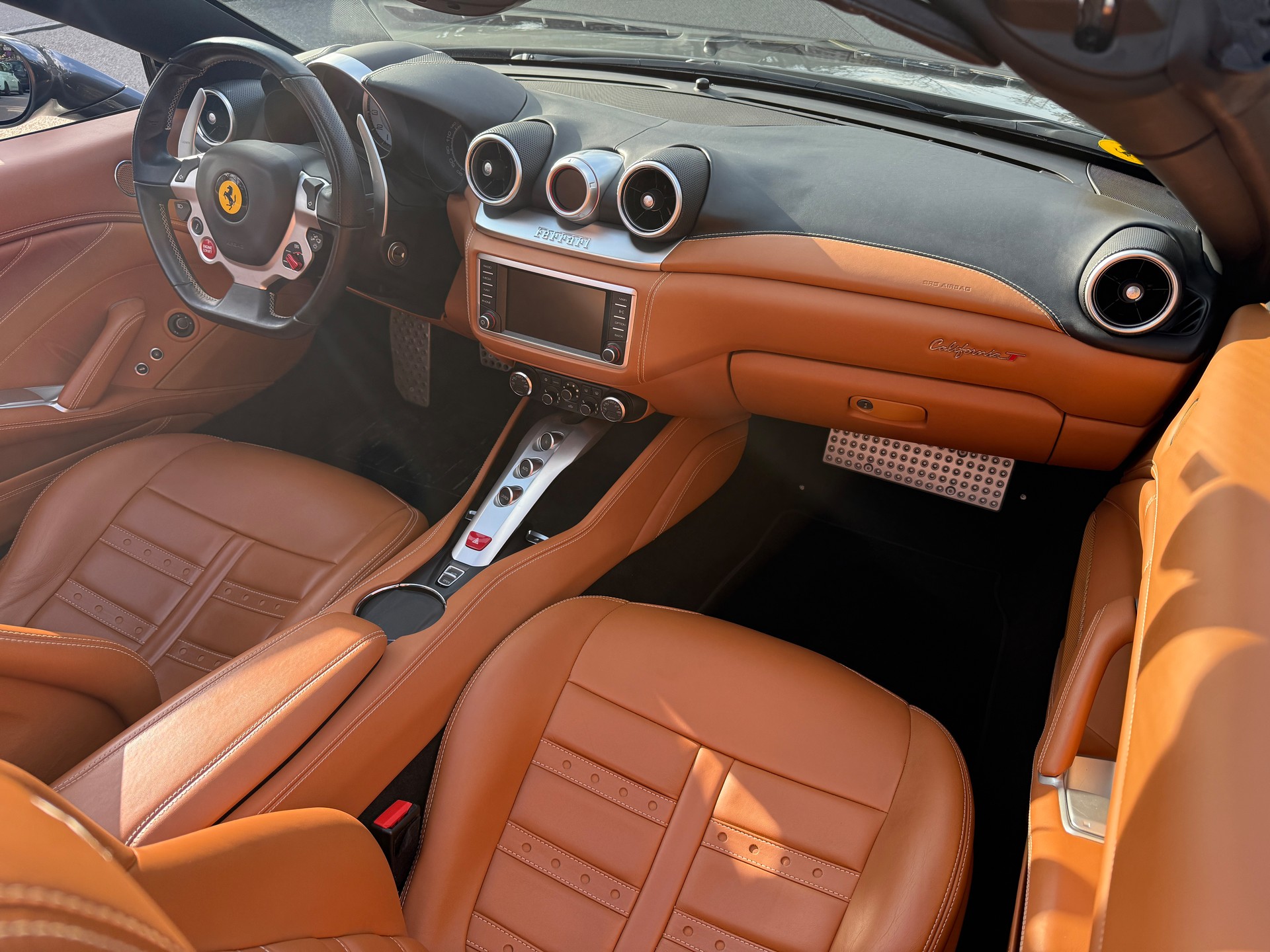 FERRARI California 3.9 V8 T-image-11