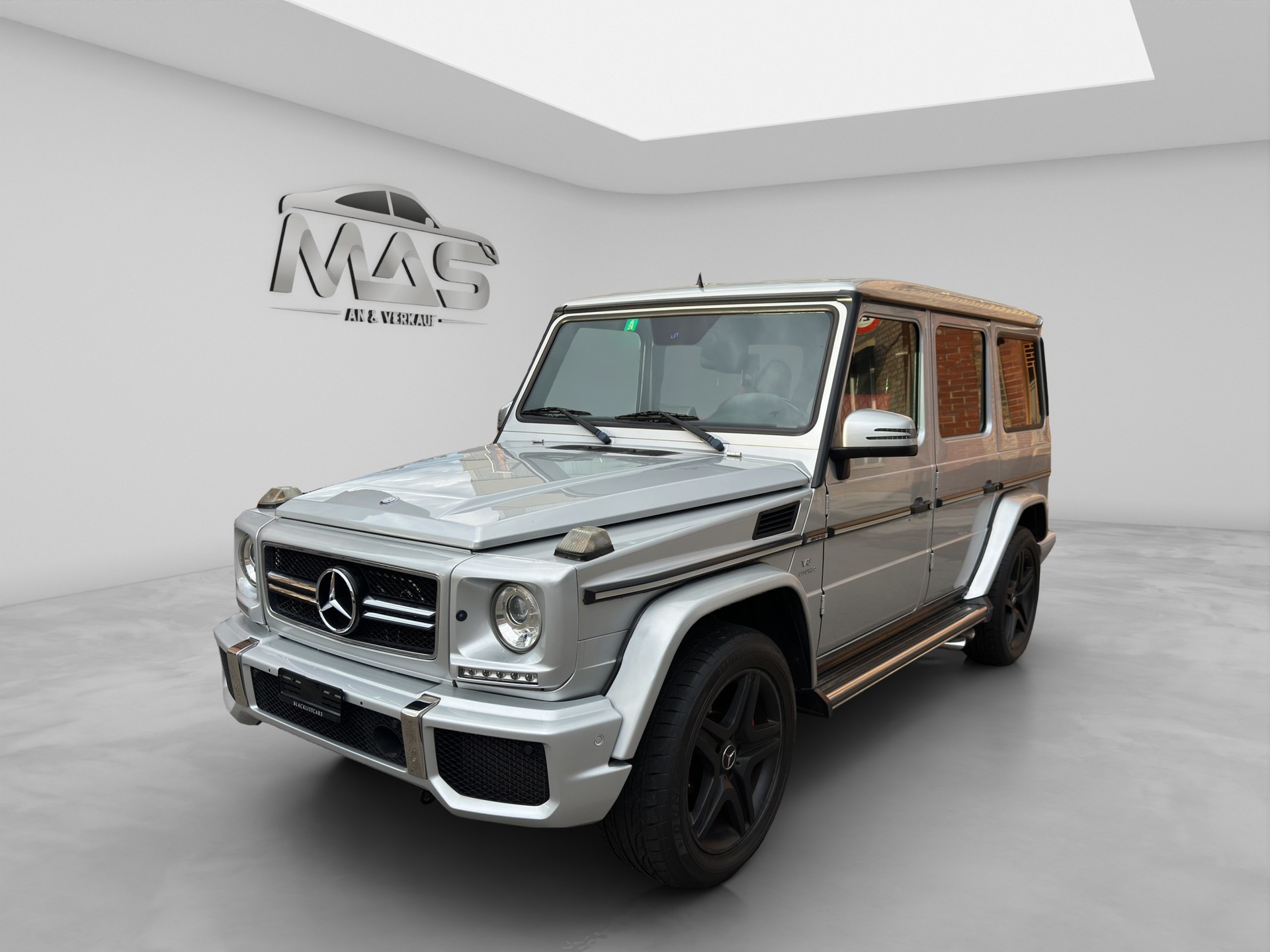 MERCEDES-BENZ G 63 AMG Automatic-image-0