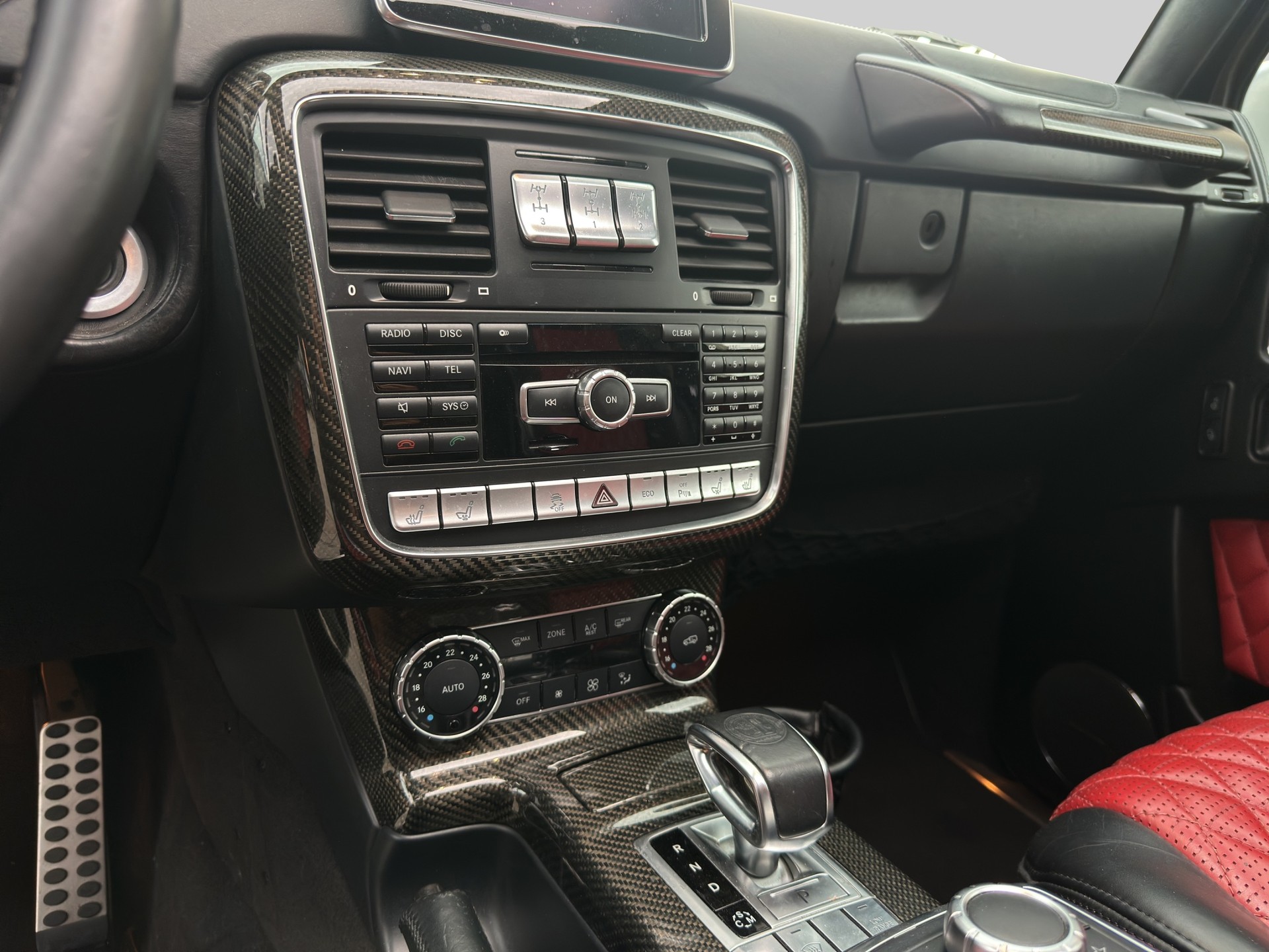 MERCEDES-BENZ G 63 AMG Automatic-image-10