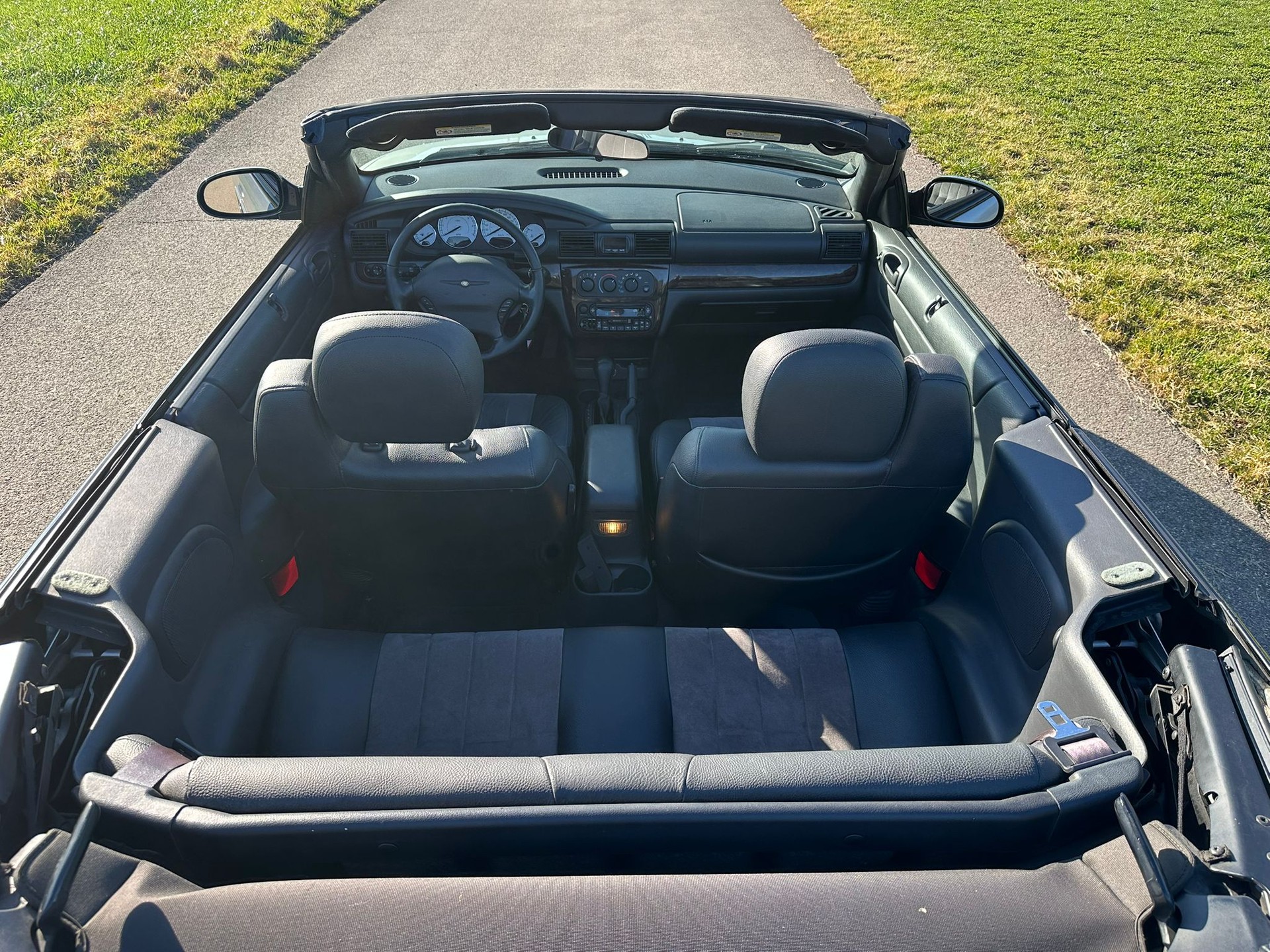 CHRYSLER Sebring 2.7 V6 Touring (LX)-image-14