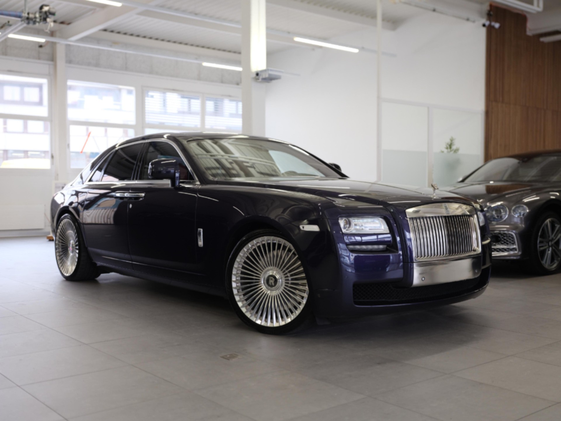 ROLLS-ROYCE Ghost 6.6 V12