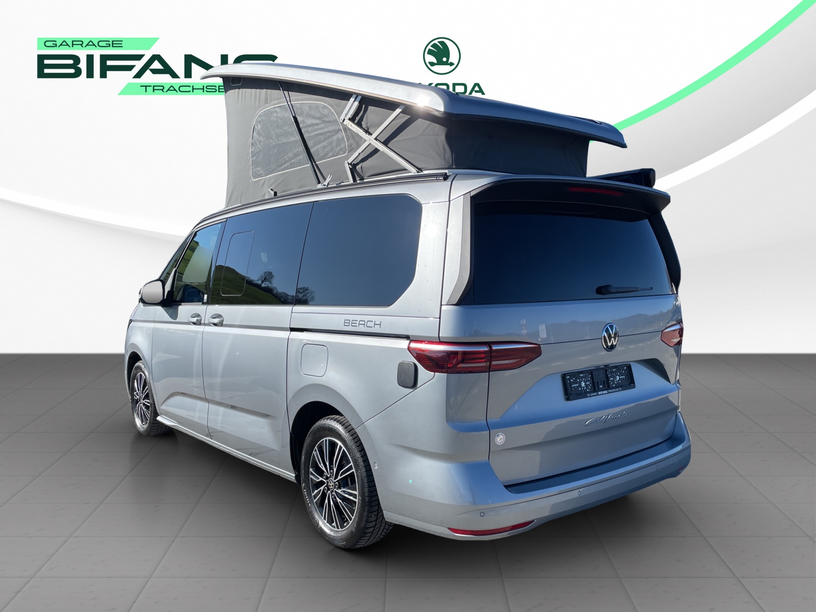 VW California 2.0 TSI Beach Tour-showroom-element-3