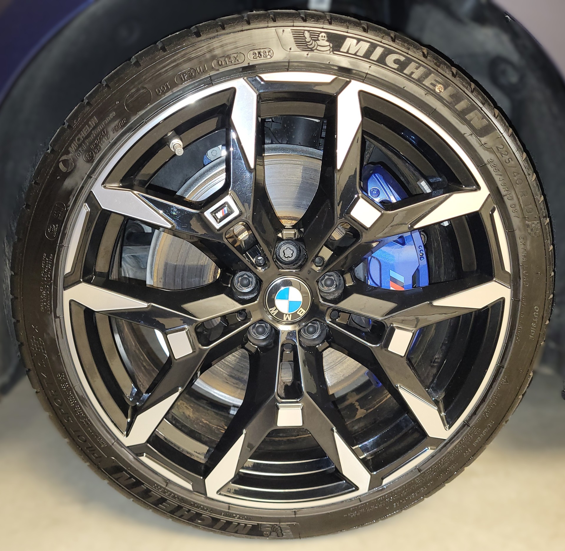 BMW 320d xDrive 48V Touring Steptronic M Sport-image-10