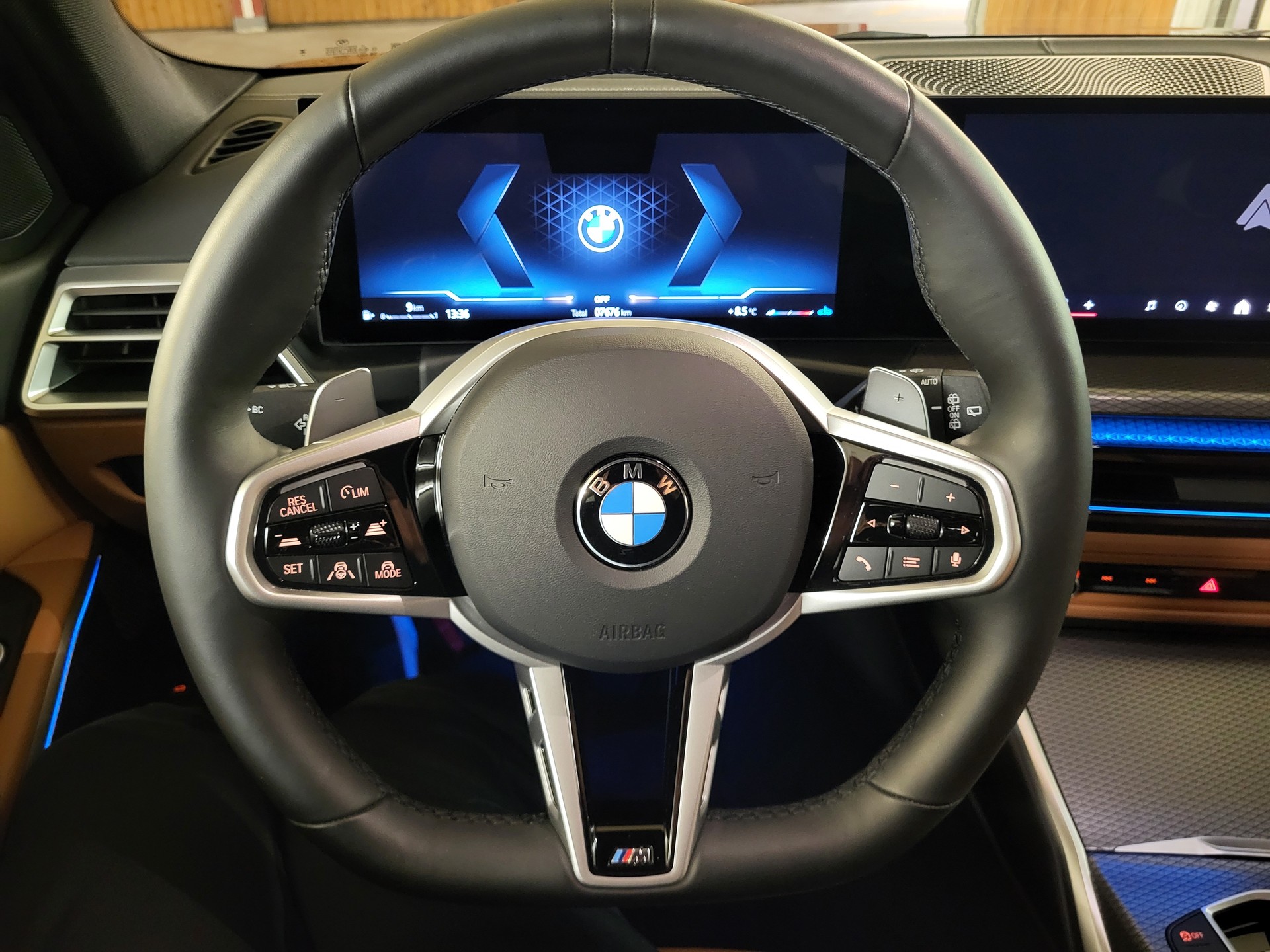 BMW 320d xDrive 48V Touring Steptronic M Sport-image-18