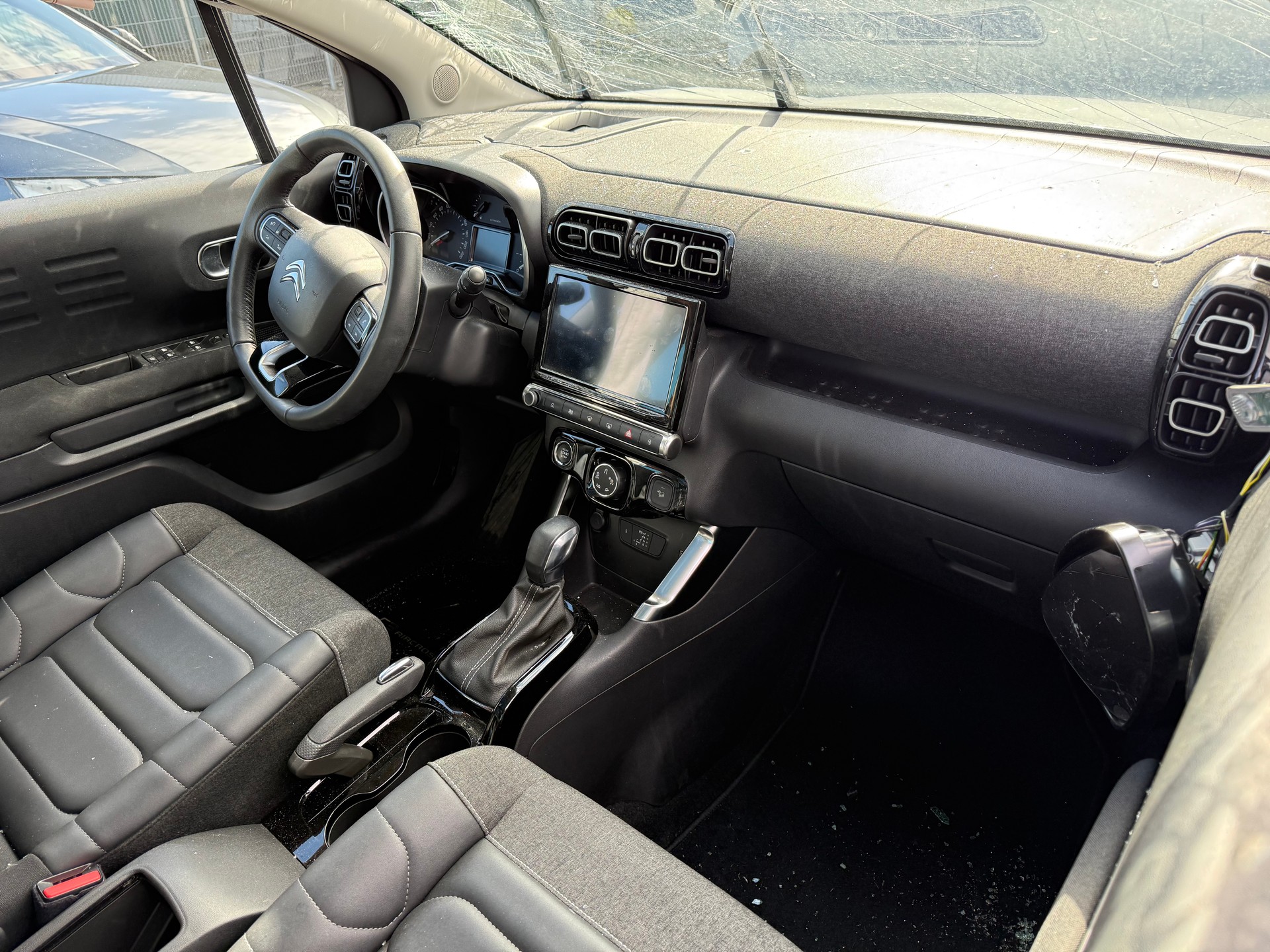 CITROEN C3 Aircross 1.2i PureTech Swiss Edition+ EAT6-image-10