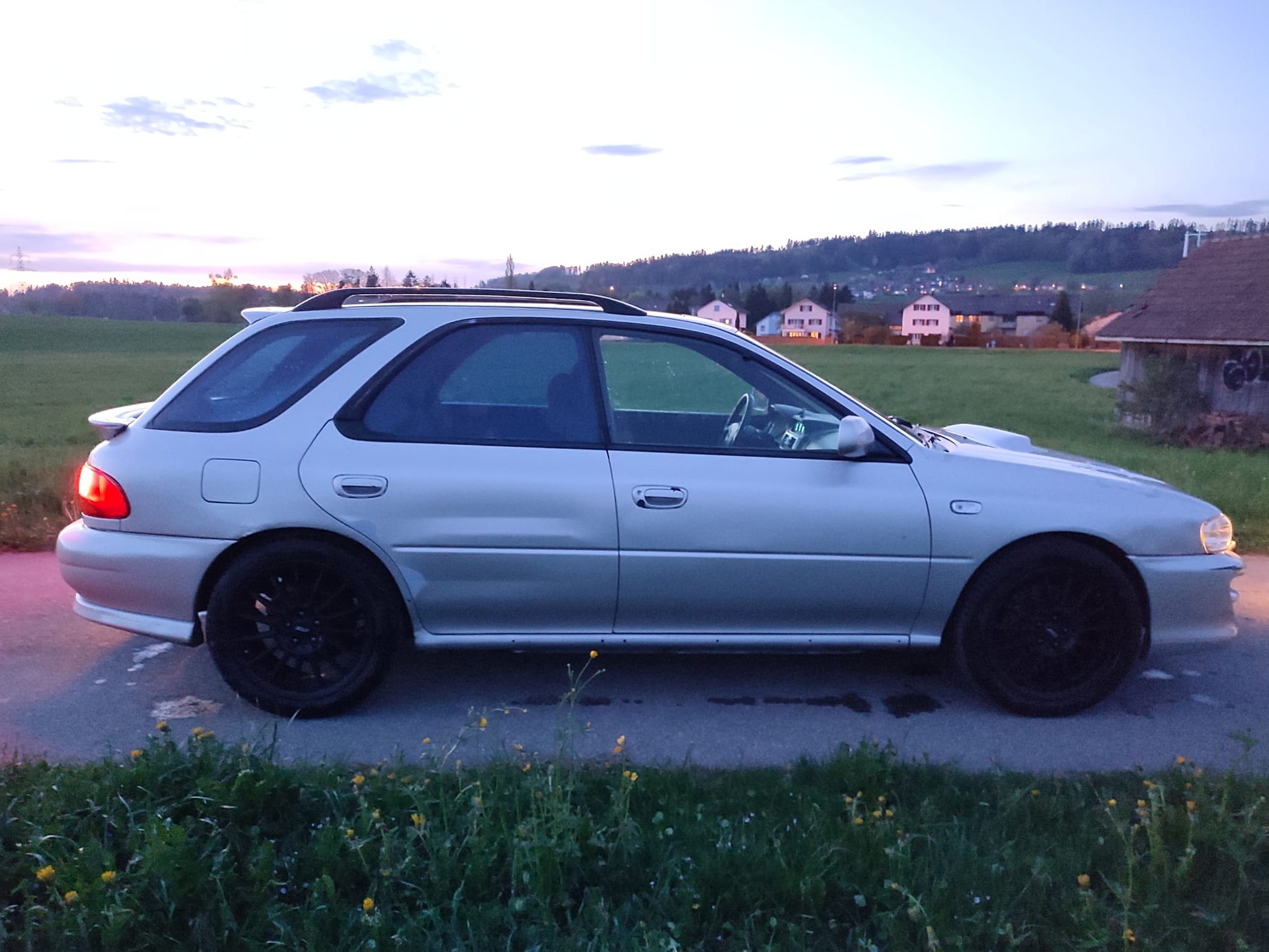 SUBARU Impreza 2.0 Turbo-image-7