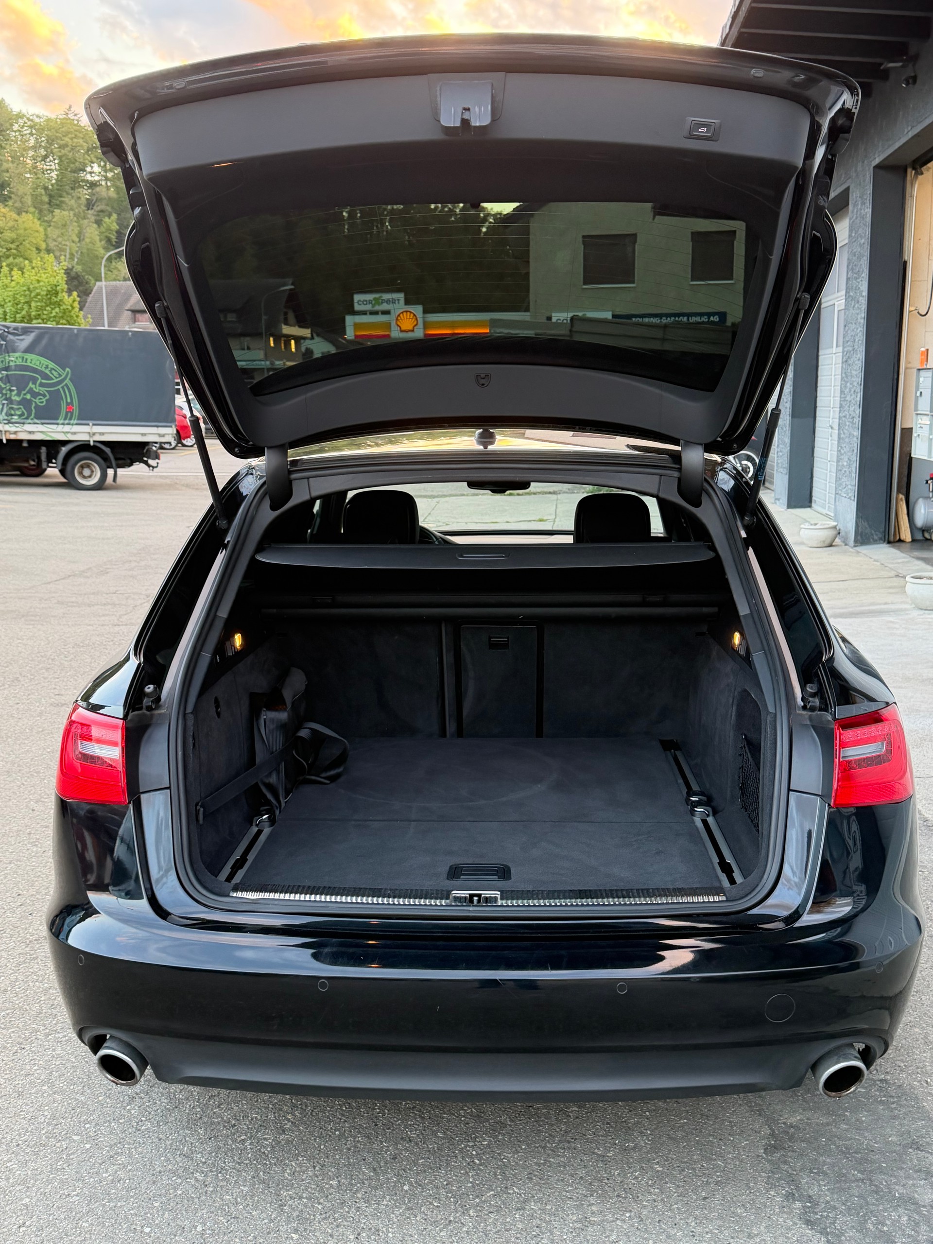 AUDI A6 Avant 3.0 TDI V6 quattro S-tronic S-Line-image-5