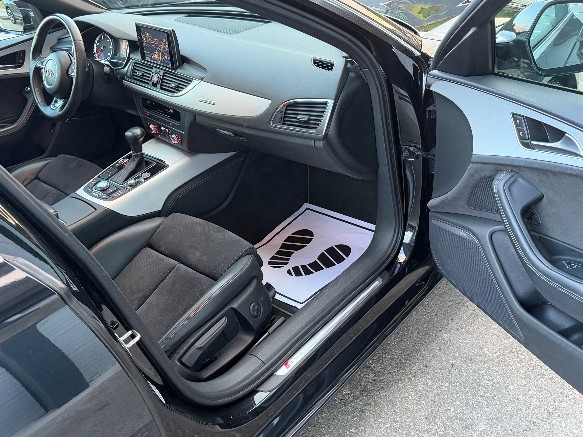 AUDI A6 Avant 3.0 TDI V6 quattro S-tronic S-Line-image-10
