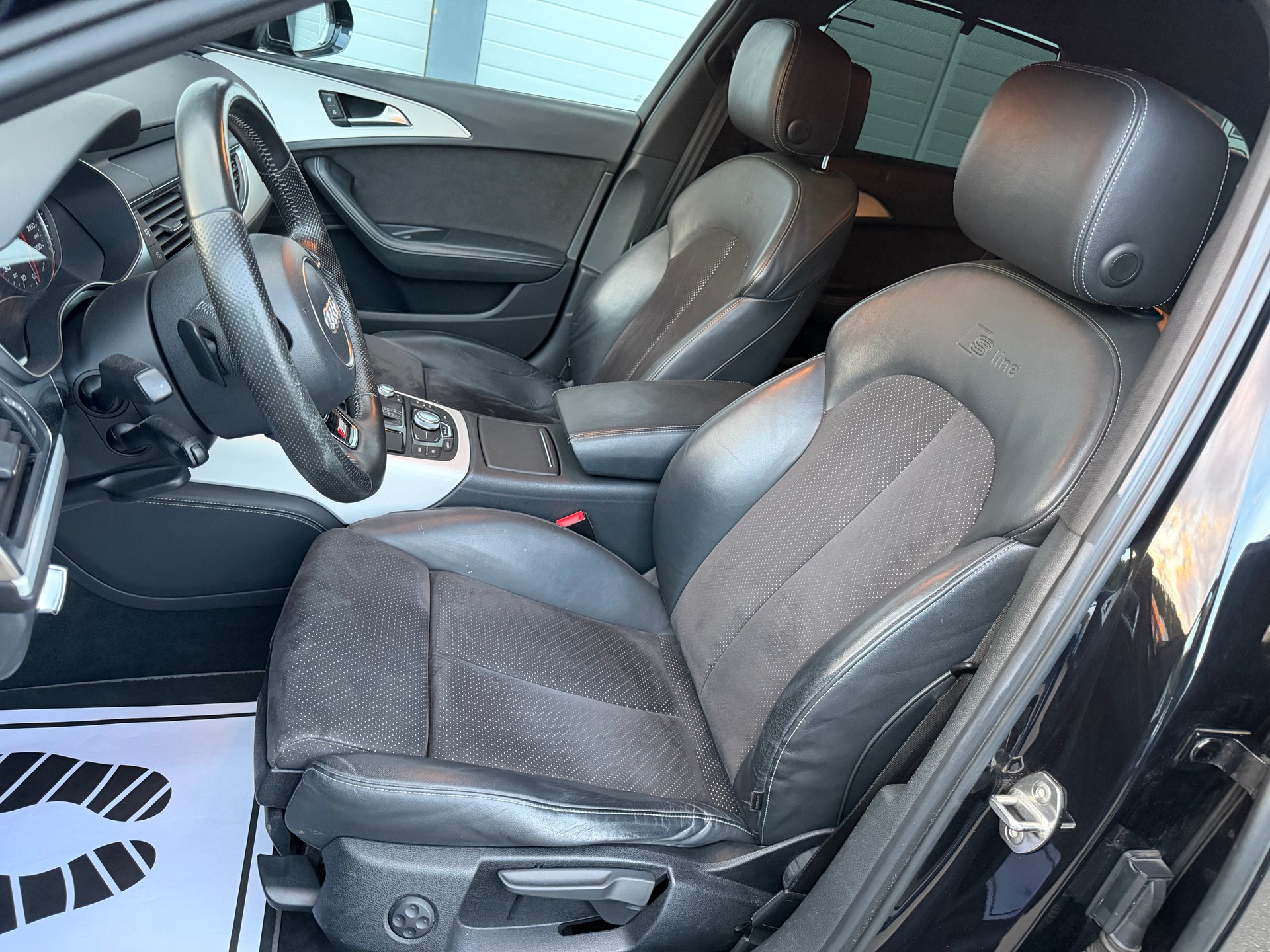 AUDI A6 Avant 3.0 TDI V6 quattro S-tronic S-Line-image-8