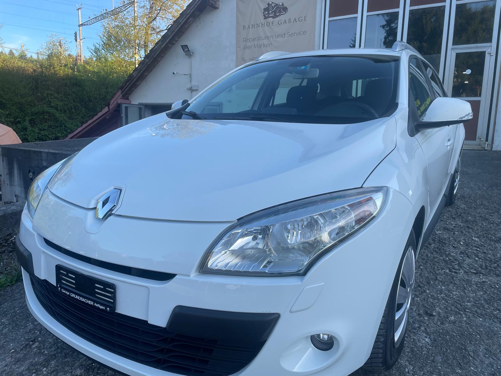 RENAULT Mégane 1.5 dCi-image-1