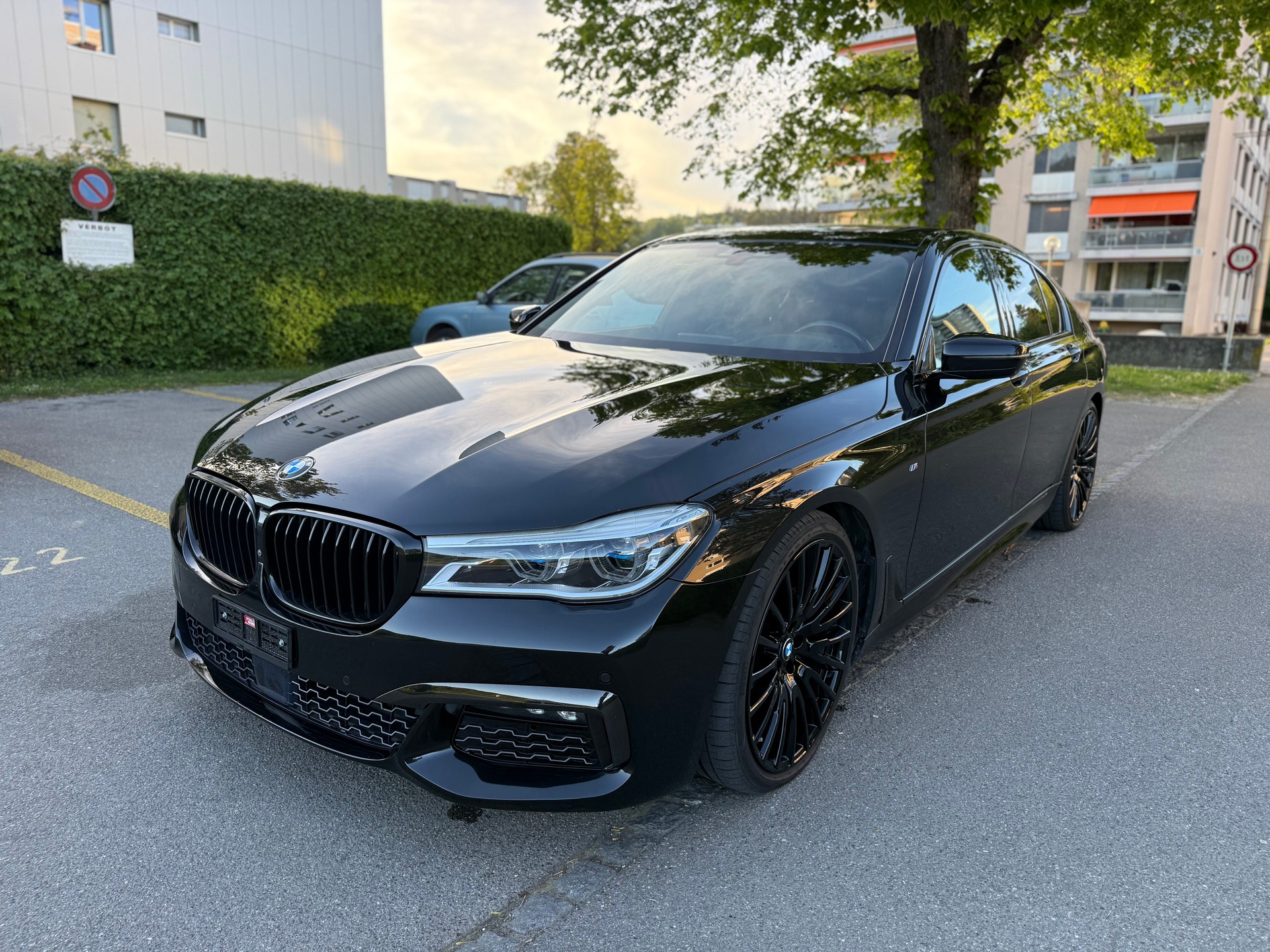 BMW 740d xDrive-image-5