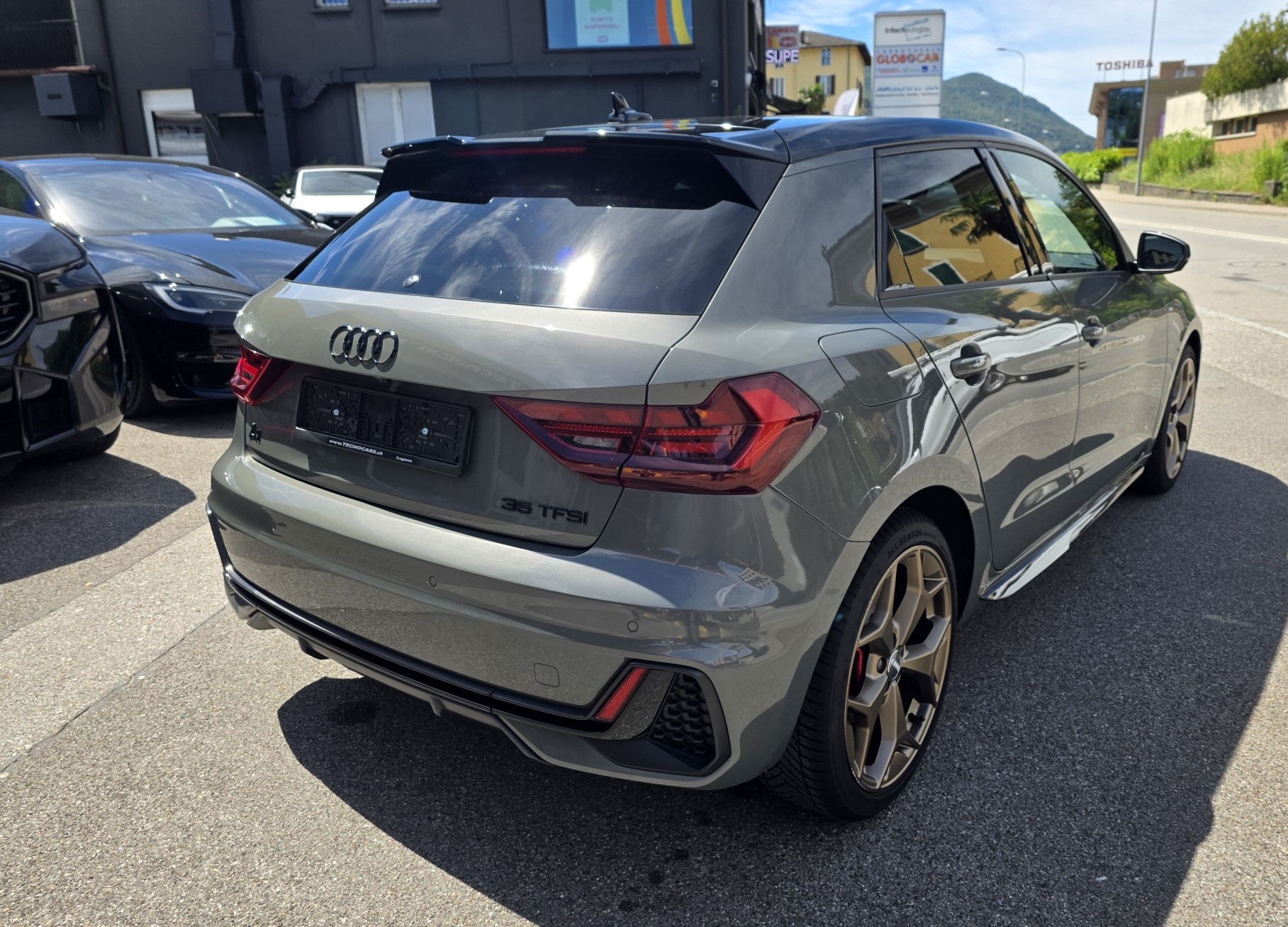AUDI A1 Sportback 35 TFSI S Line S-tronic-image-10