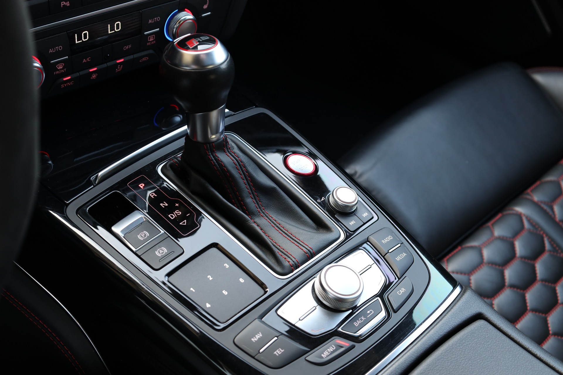 AUDI RS7 Sportback 4.0 TFSI V8 performance quattro-image-11