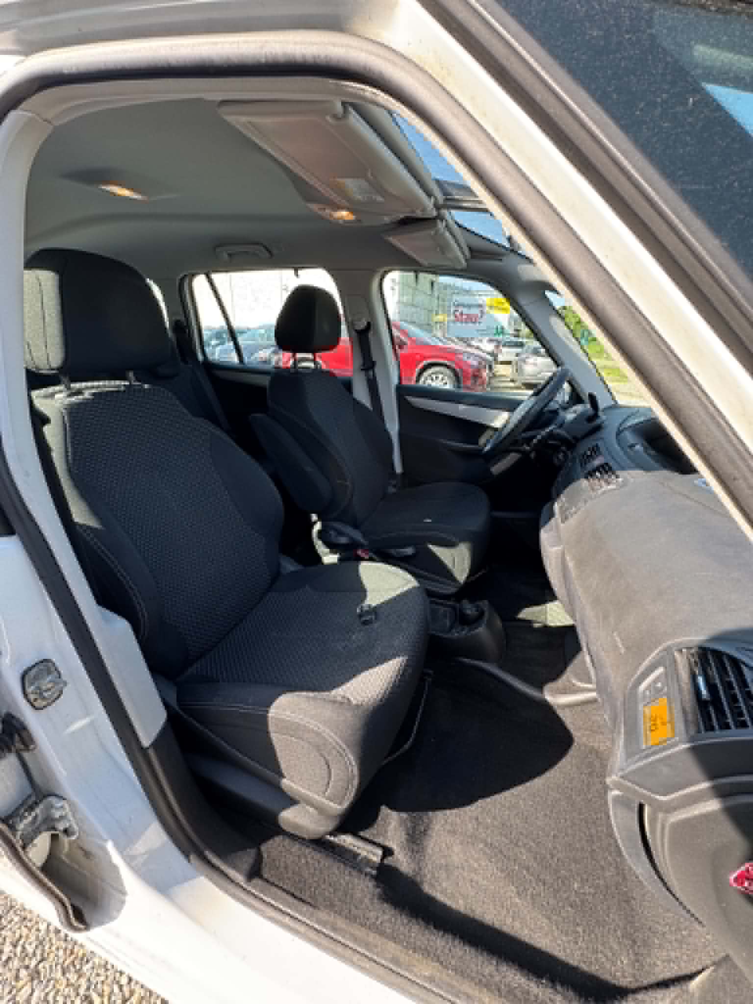 CITROEN Grand C4 Picasso 1.6 HDI 16V Séduction EGS6-image-14